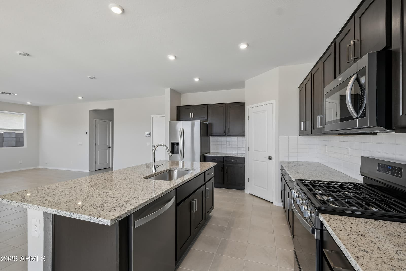 18274 W CALLE LEJOS, Surprise, AZ 85387 — photo 12 of 27