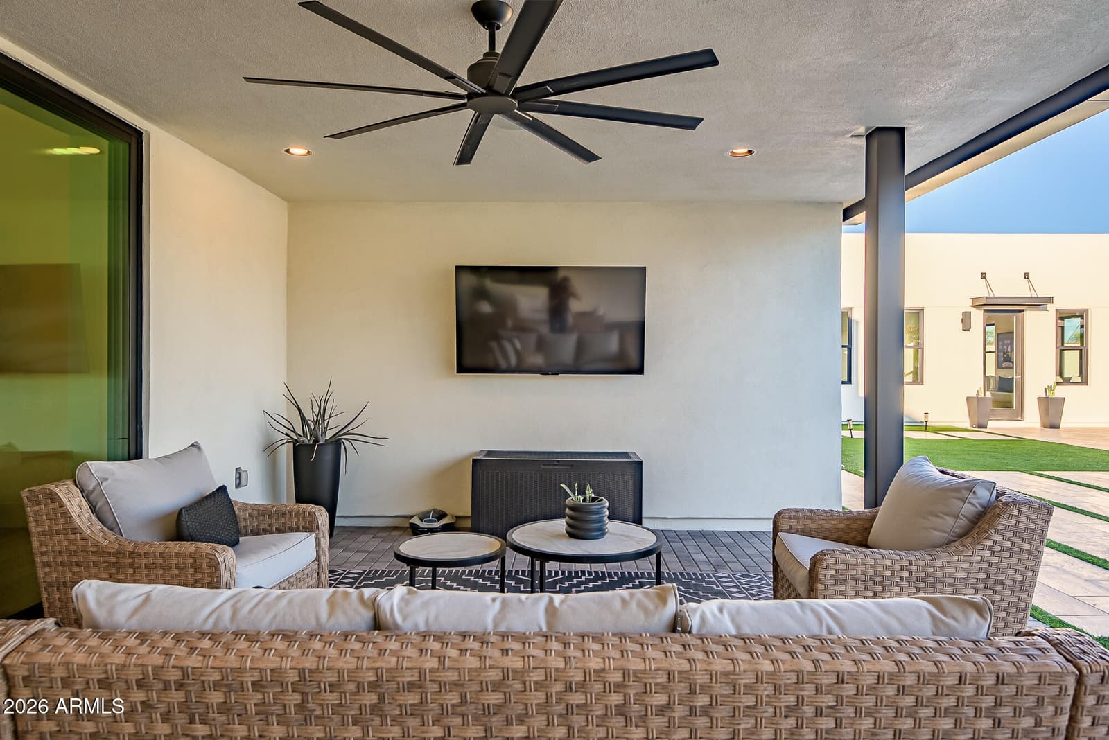 3964 E PENEDES Drive, Gilbert, AZ 85298 — photo 60 of 101