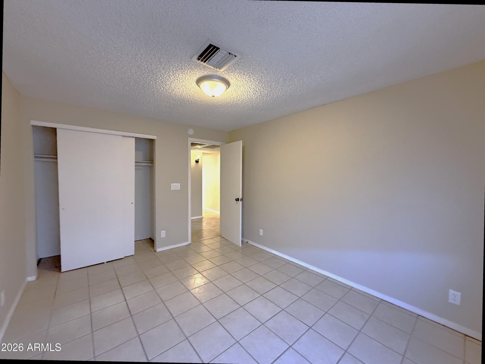 2713 E JUNIPER Avenue, Phoenix, AZ 85032 — photo 4 of 11