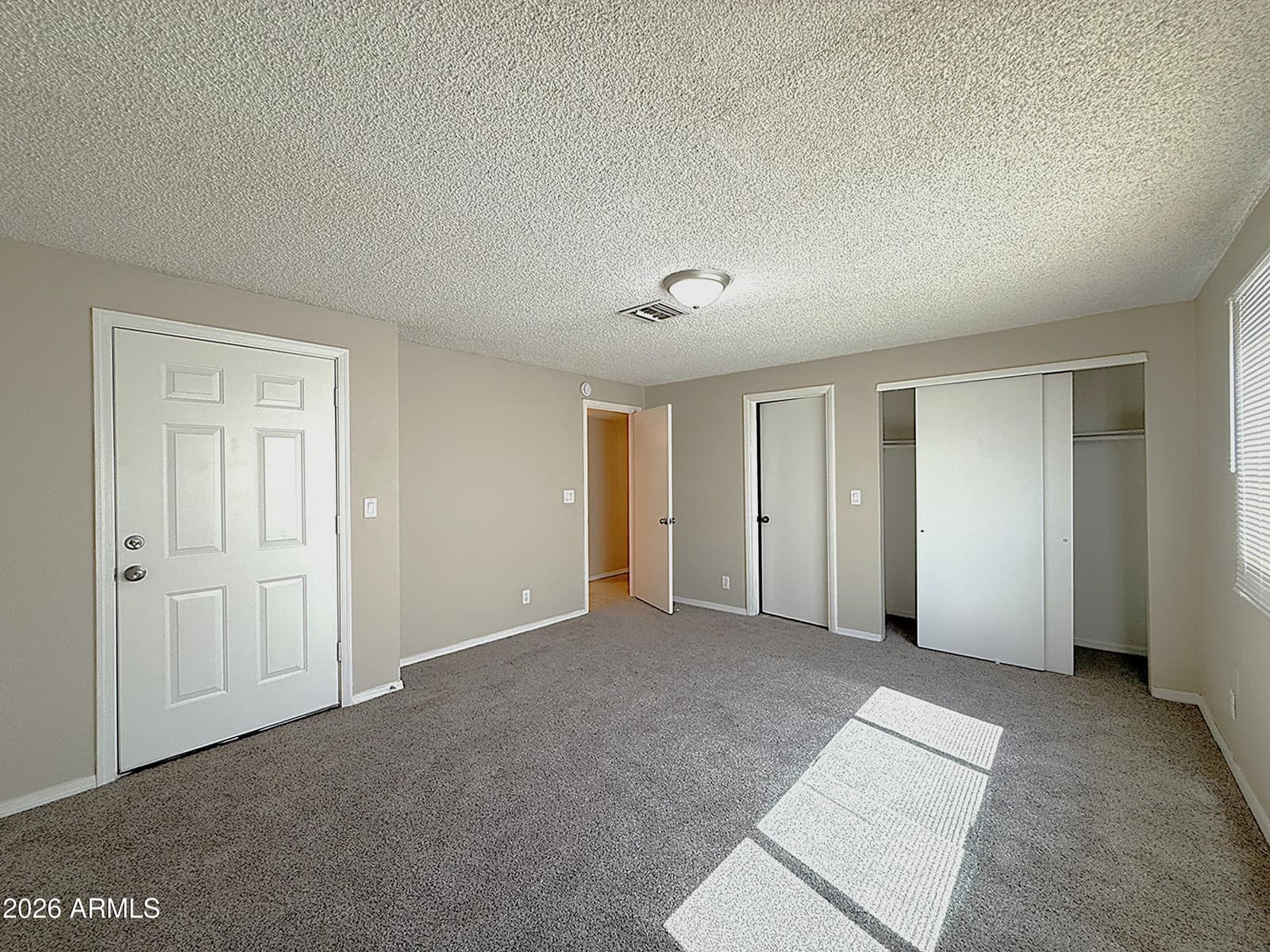 2713 E JUNIPER Avenue, Phoenix, AZ 85032 — photo 8 of 11