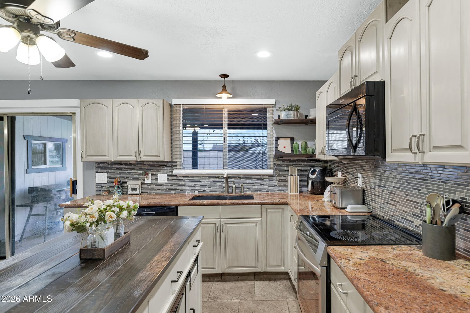 828 N Terrace Street, Mesa, AZ 85203 — photo 11 of 45
