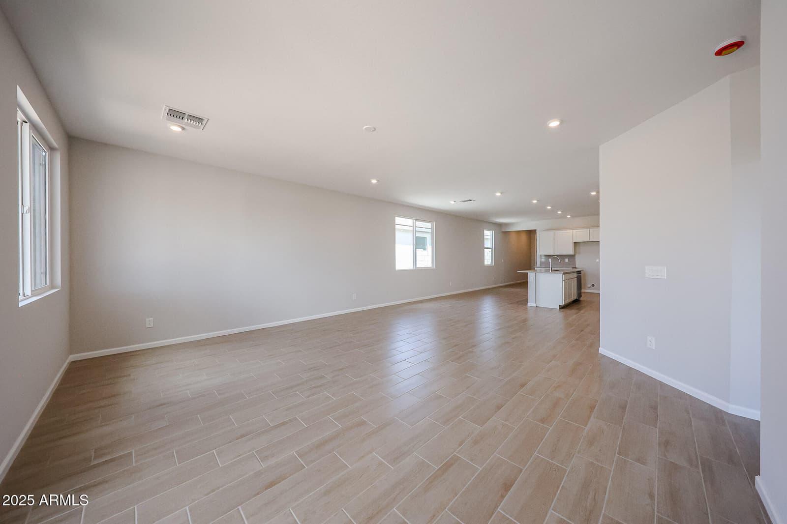 18267 W CALLE LEJOS, Surprise, AZ 85387 — photo 8 of 27