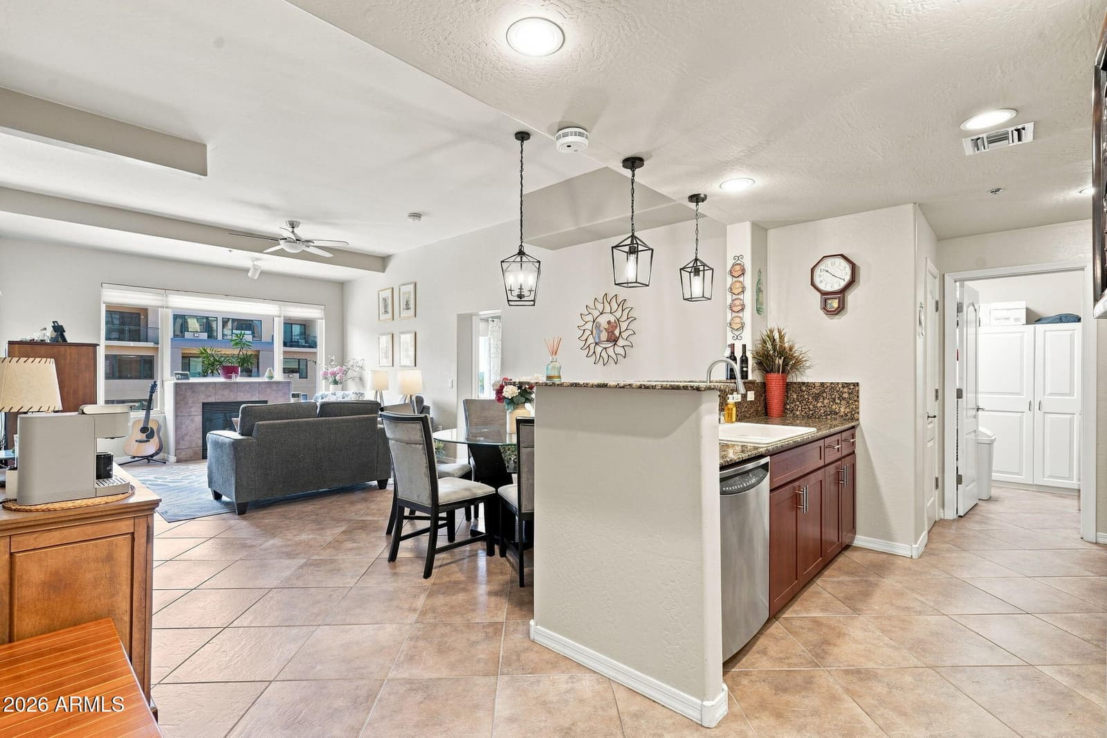 17 W VERNON Avenue 515, Phoenix, AZ 85003 — photo 1 of 39