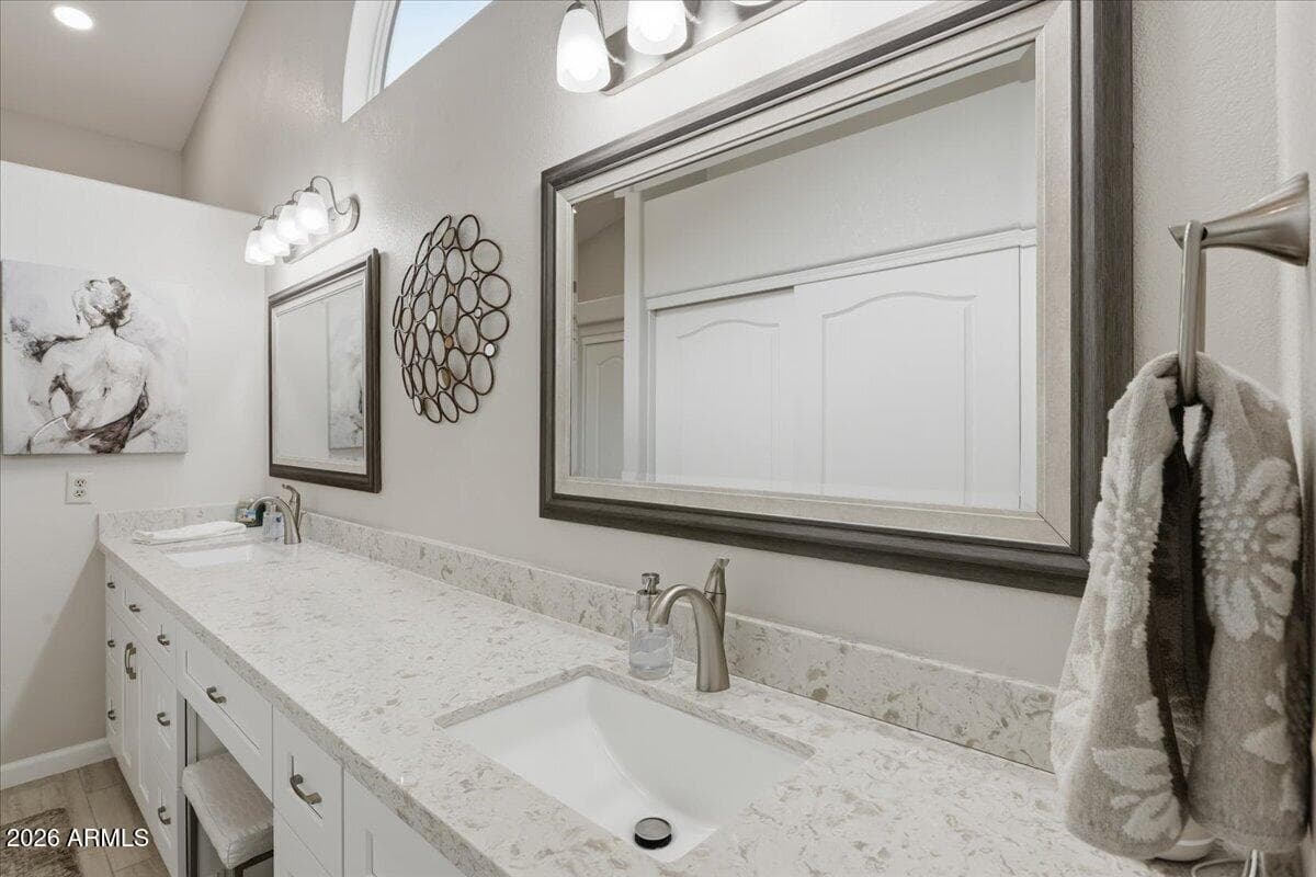 8811 W KIMBERLY Way, Peoria, AZ 85382 — photo 4 of 44