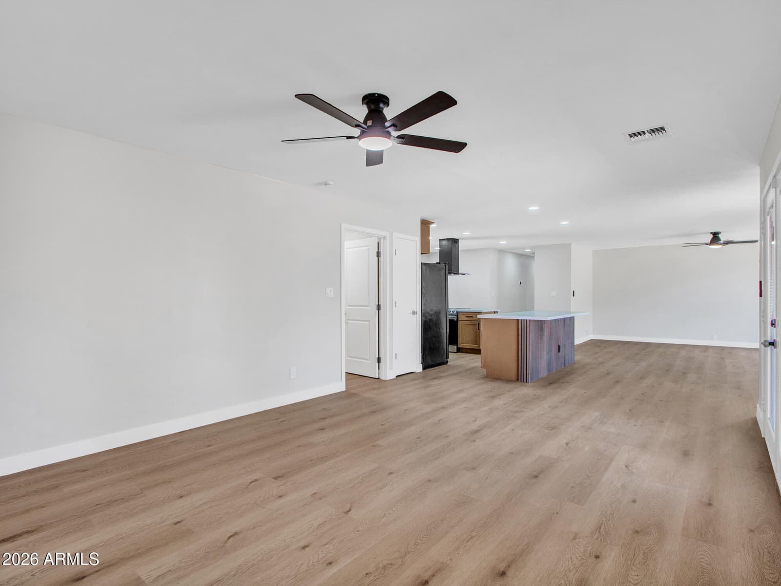 4915 W SHANGRI LA Road, Glendale, AZ 85304 — photo 28 of 61