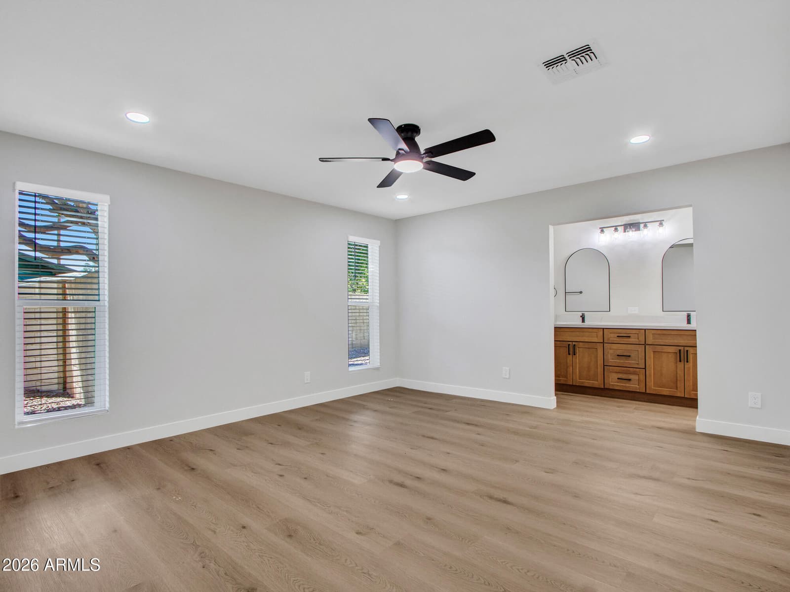 4915 W SHANGRI LA Road, Glendale, AZ 85304 — photo 33 of 61