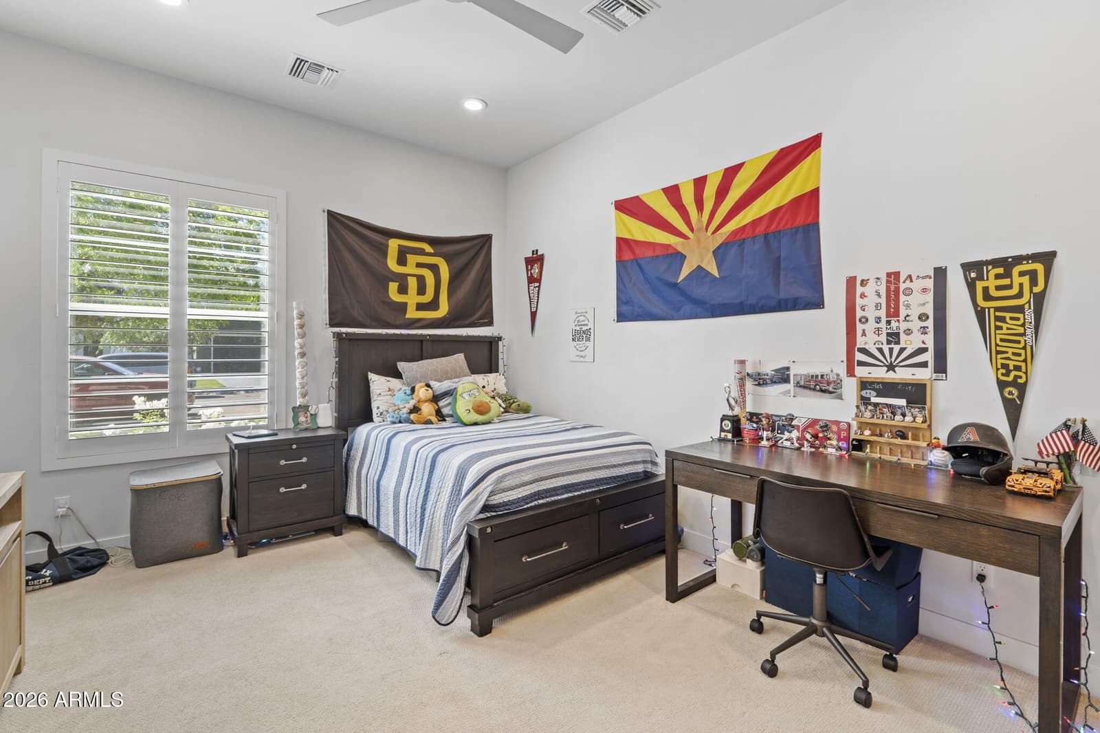 8409 N DILLER GROVE Lane, Phoenix, AZ 85021 — photo 24 of 45