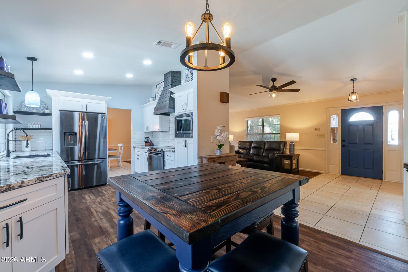 4023 W BEVERLY Lane, Phoenix, AZ 85053 — photo 16 of 86