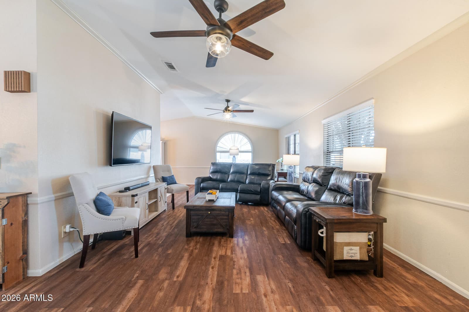4023 W BEVERLY Lane, Phoenix, AZ 85053 — photo 17 of 86