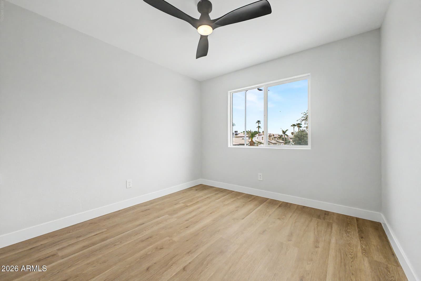 18654 N 39TH Street, Phoenix, AZ 85050 — photo 25 of 32