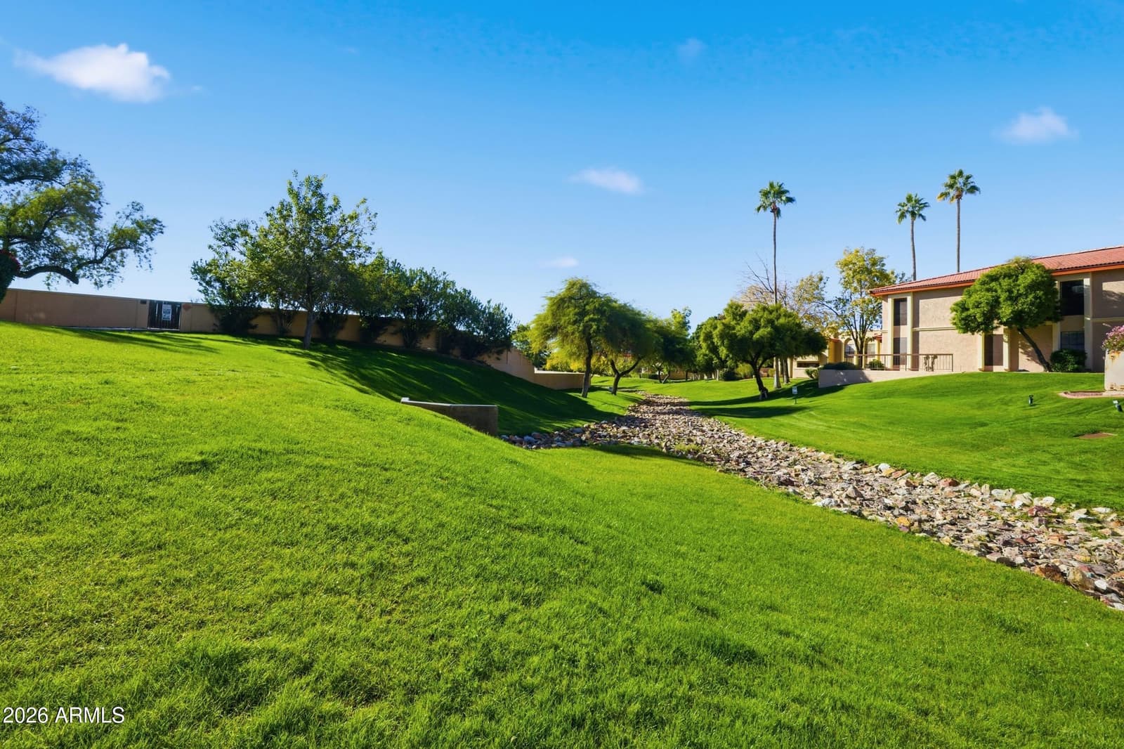 10410 N CAVE CREEK Road 2027, Phoenix, AZ 85020 — photo 18 of 28