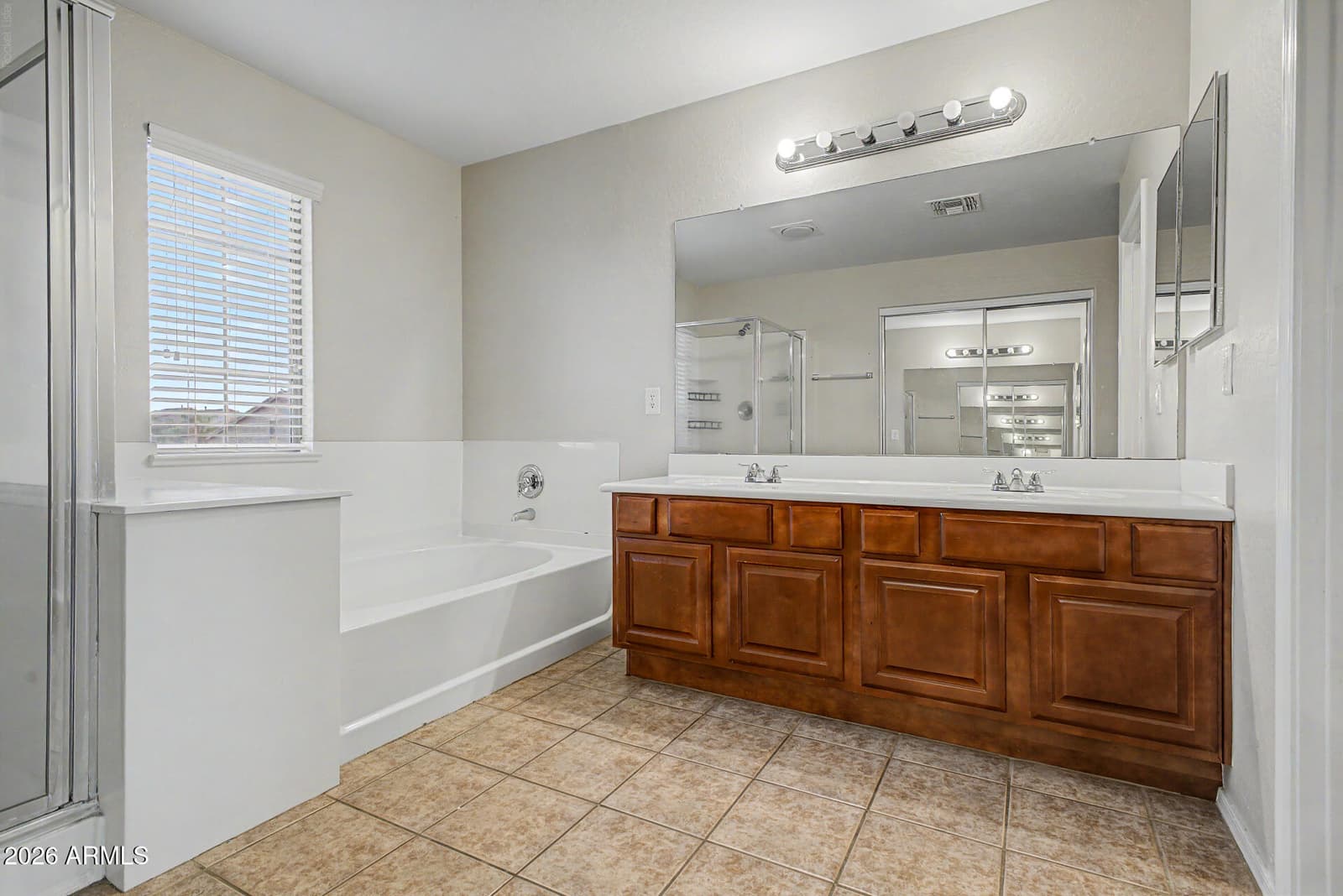 353 E CHELSEA Drive, San Tan Valley, AZ 85140 — photo 16 of 40