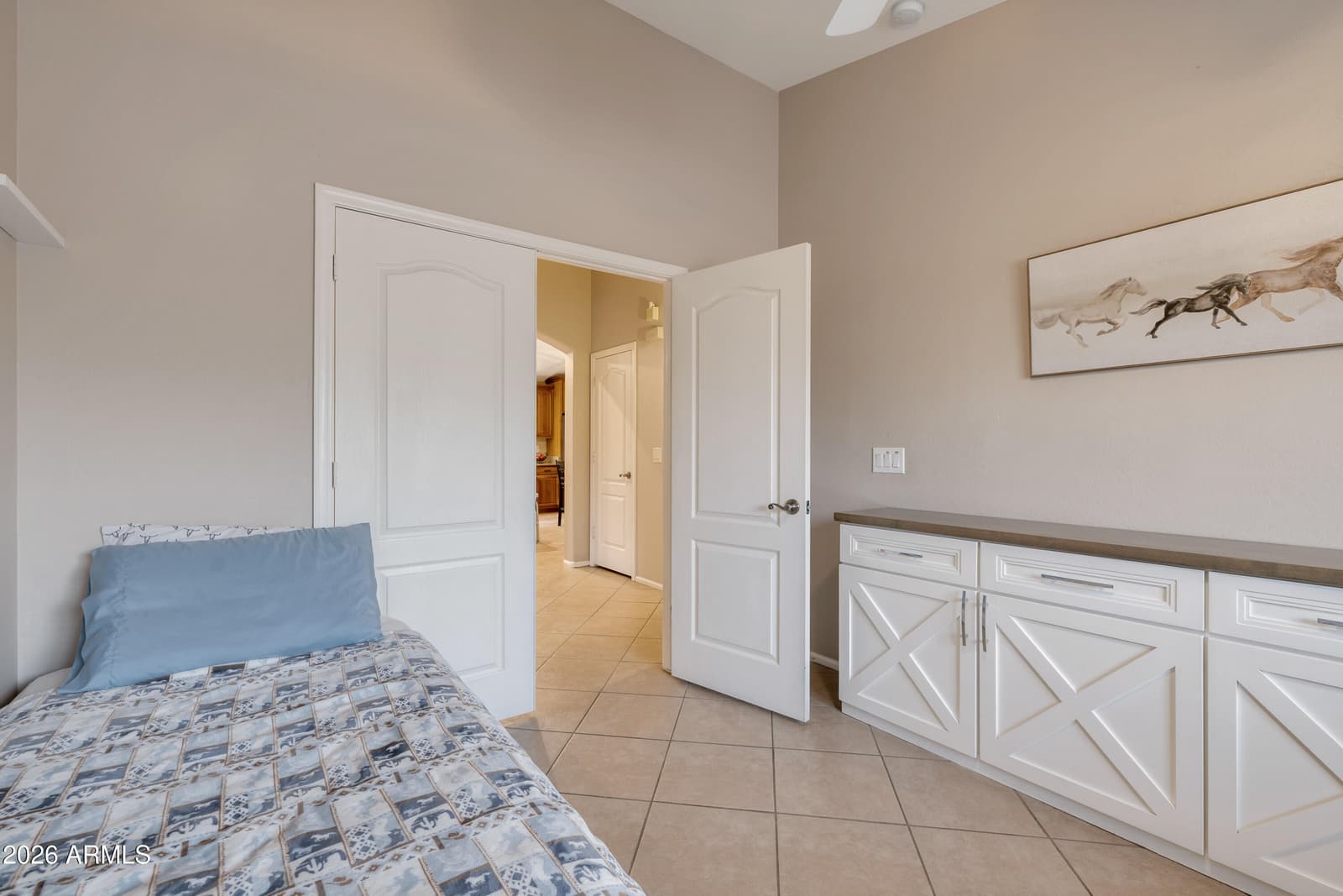 2716 E QUIET HOLLOW Lane, Phoenix, AZ 85024 — photo 12 of 41