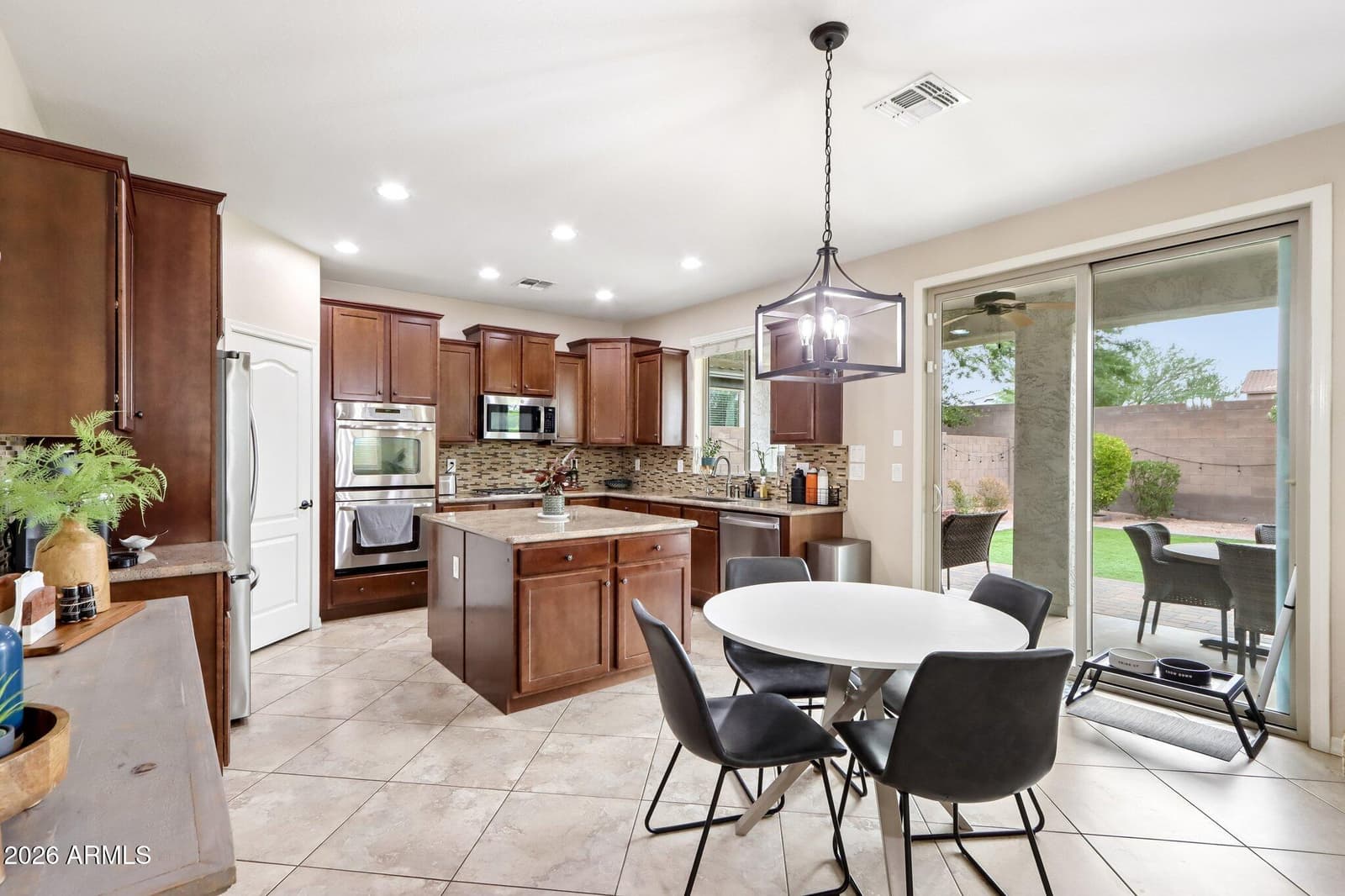 25121 N 55TH Drive, Phoenix, AZ 85083 — photo 7 of 79