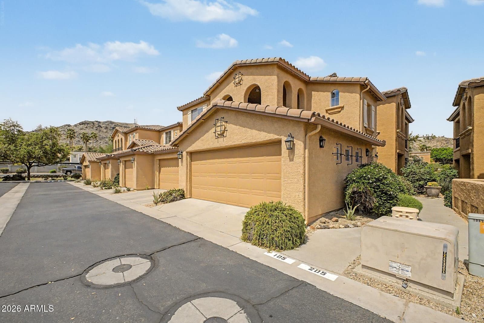 10655 N 9th Street 205, Phoenix, AZ 85020 — photo 2 of 37