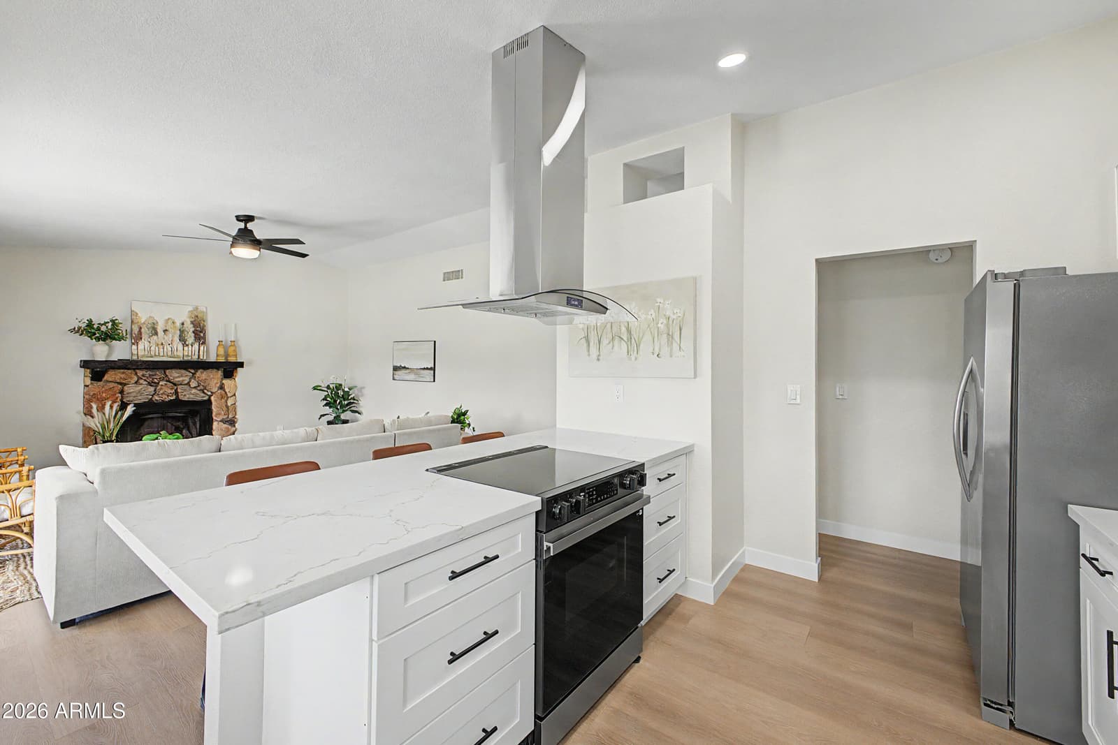3141 E CHARLESTON Avenue, Phoenix, AZ 85032 — photo 10 of 24