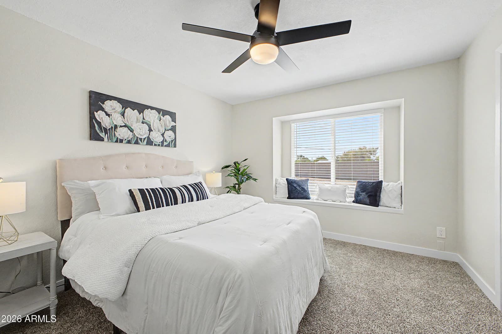 3141 E CHARLESTON Avenue, Phoenix, AZ 85032 — photo 11 of 24