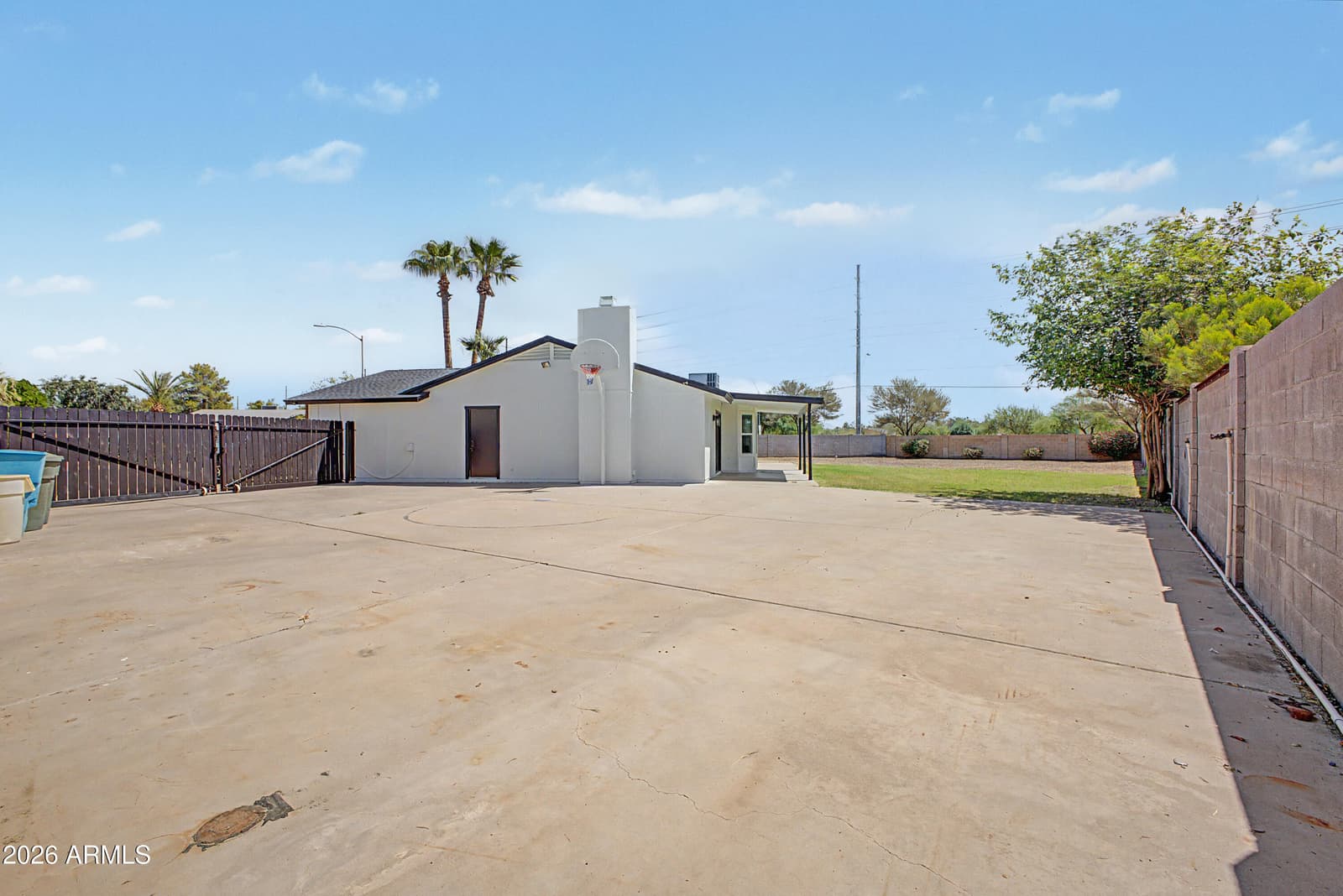 3141 E CHARLESTON Avenue, Phoenix, AZ 85032 — photo 20 of 24