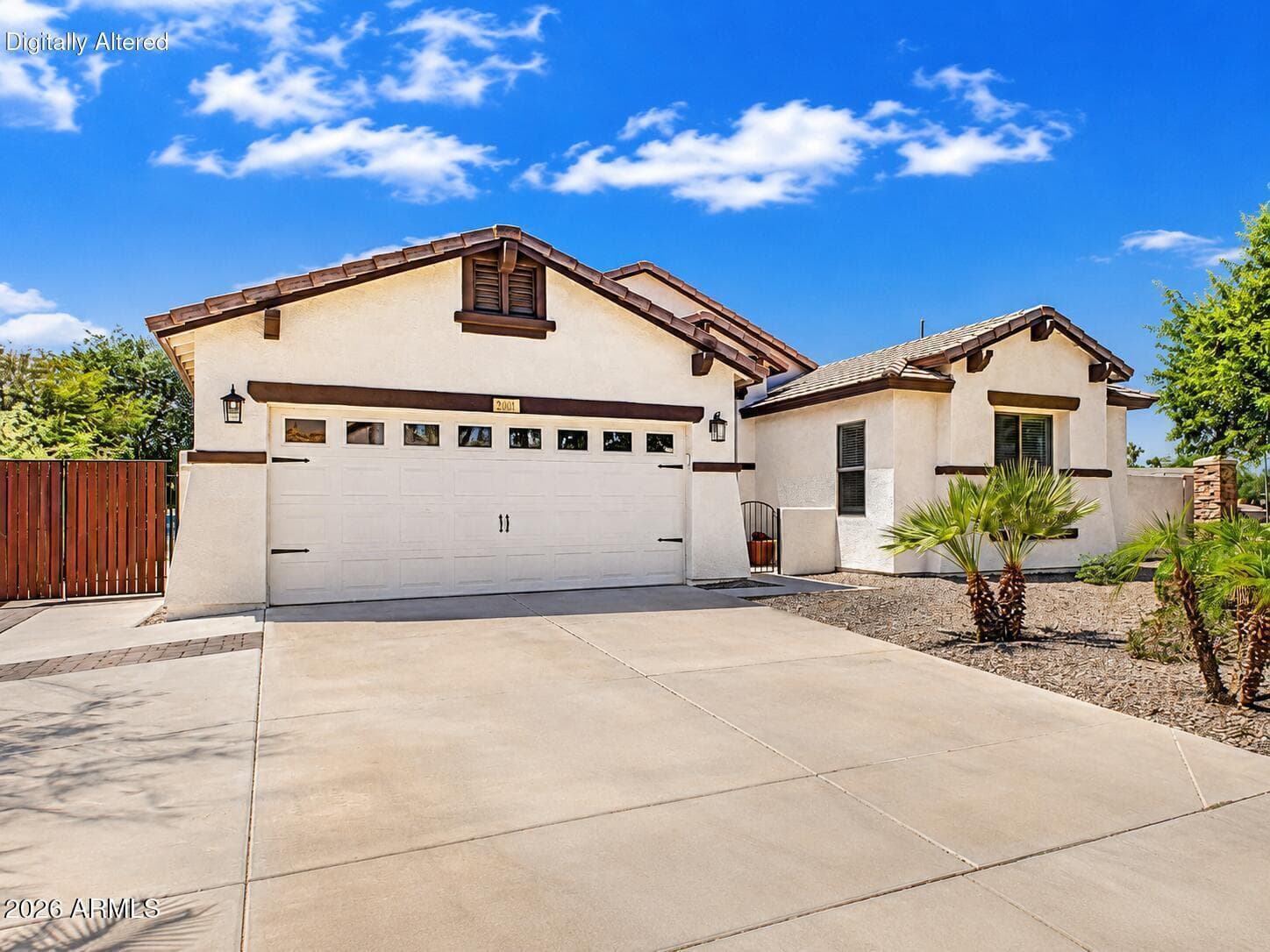 2021 E INDIGO Drive, Chandler, AZ 85286