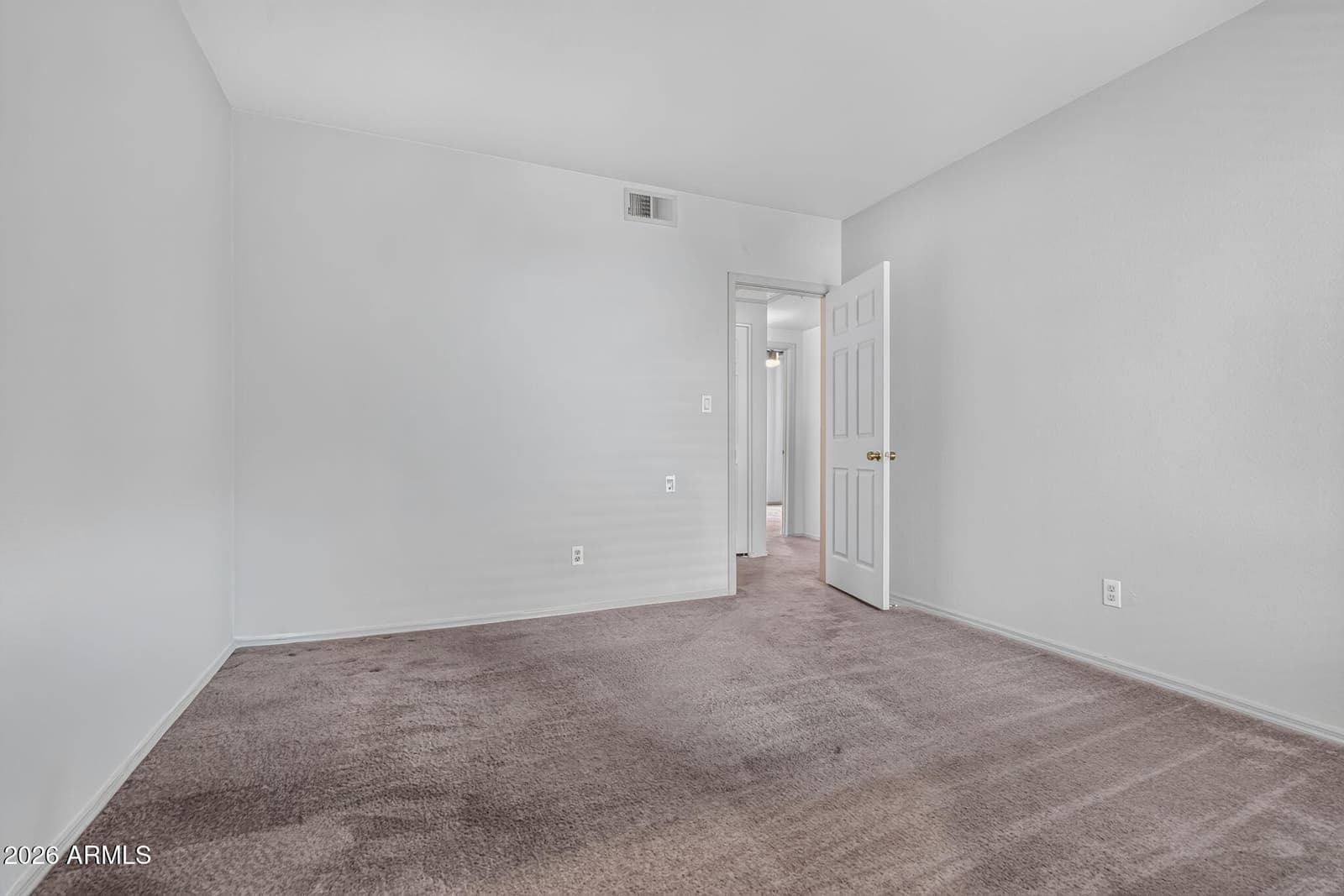 750 E NORTHERN Avenue 2147, Phoenix, AZ 85020 — photo 15 of 32