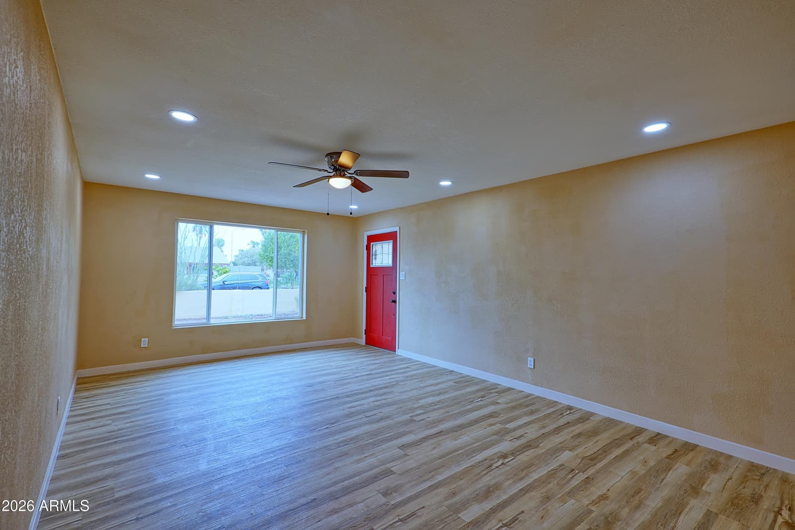 3 W DEL RIO Drive, Tempe, AZ 85282 — photo 5 of 42