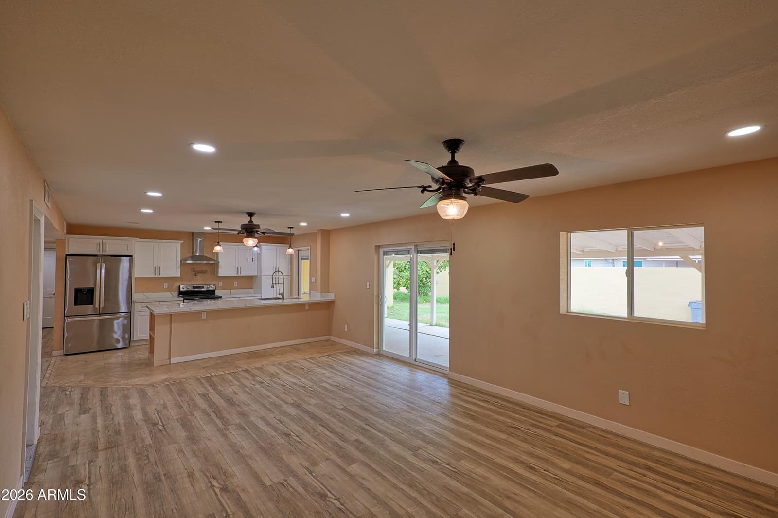 3 W DEL RIO Drive, Tempe, AZ 85282 — photo 9 of 42