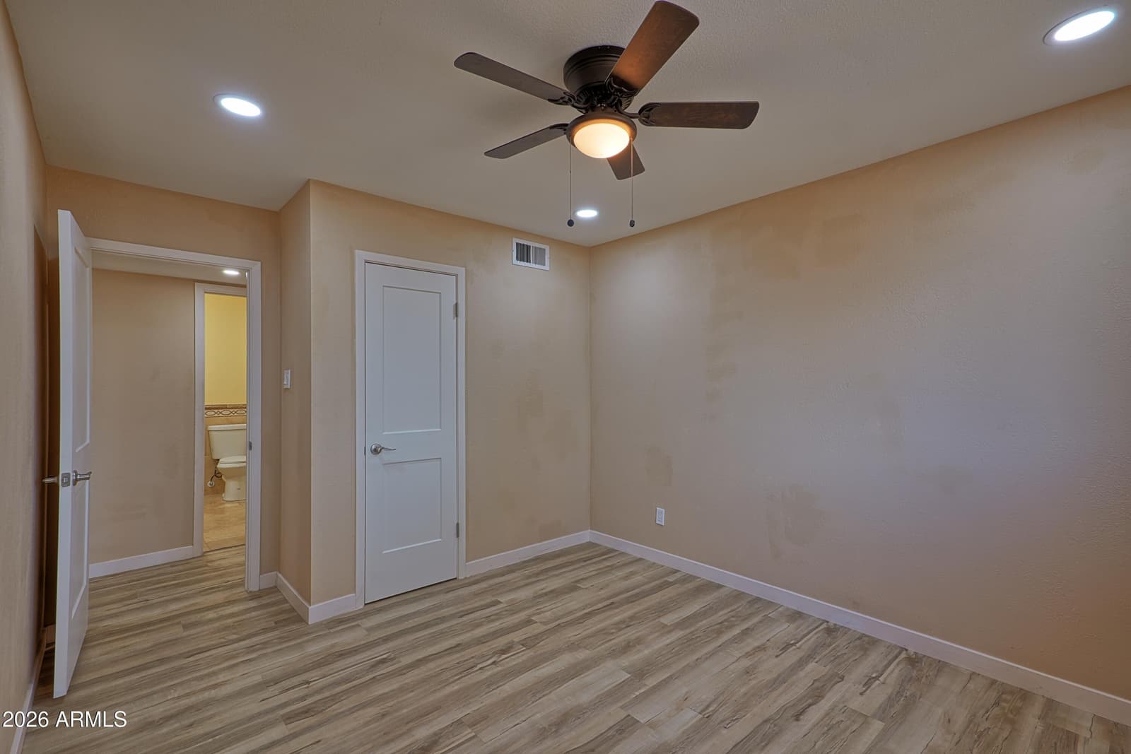 3 W DEL RIO Drive, Tempe, AZ 85282 — photo 23 of 42