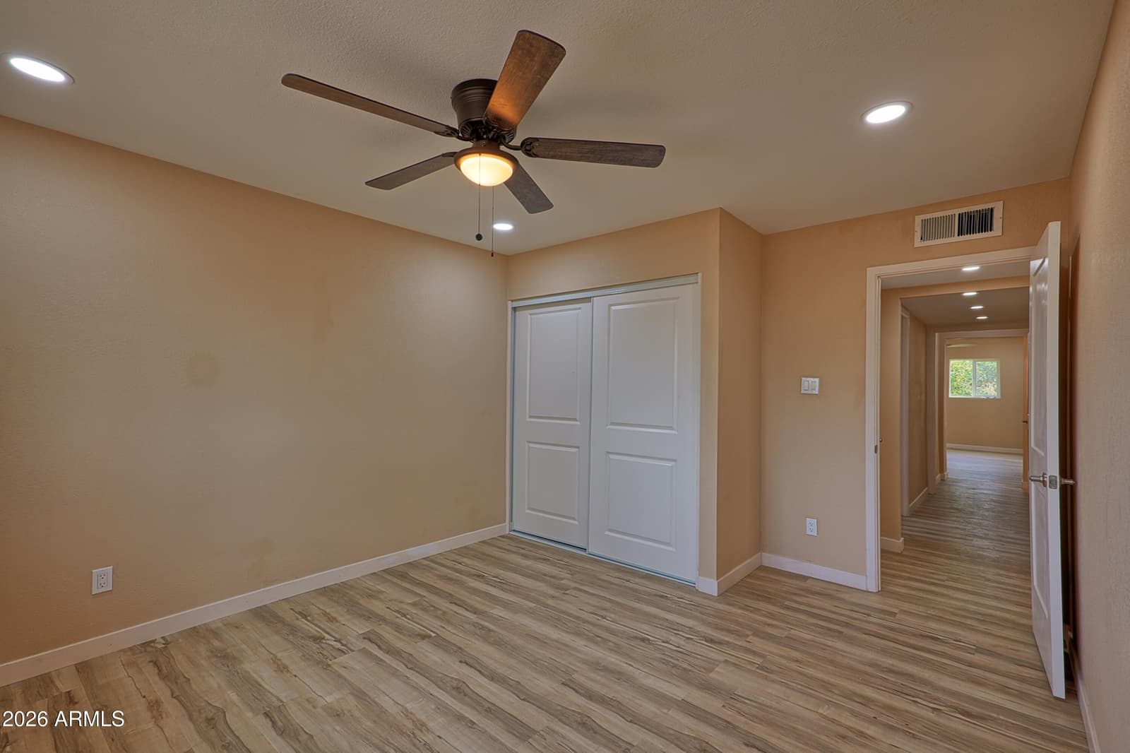 3 W DEL RIO Drive, Tempe, AZ 85282 — photo 25 of 42