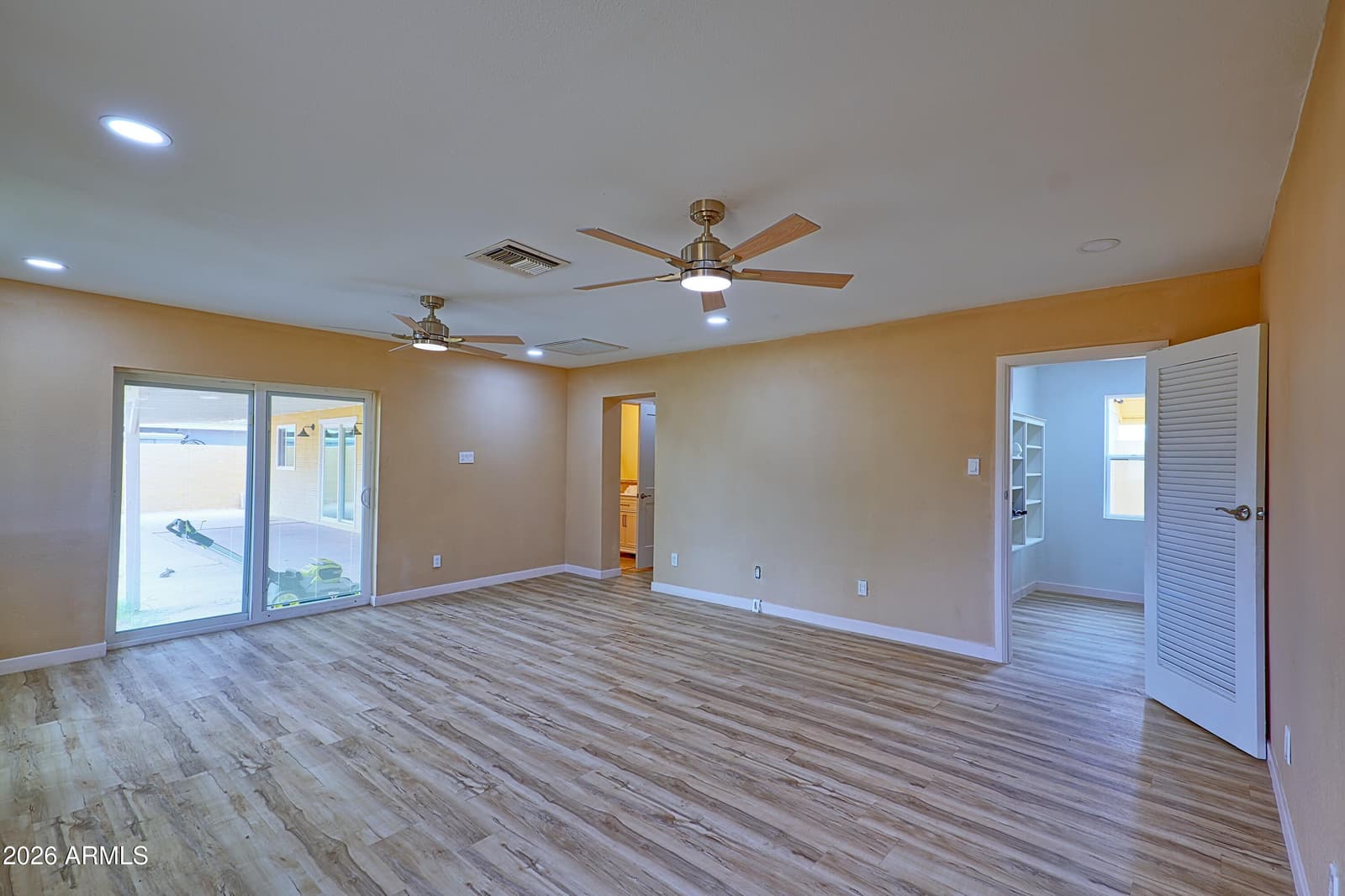 3 W DEL RIO Drive, Tempe, AZ 85282 — photo 30 of 42