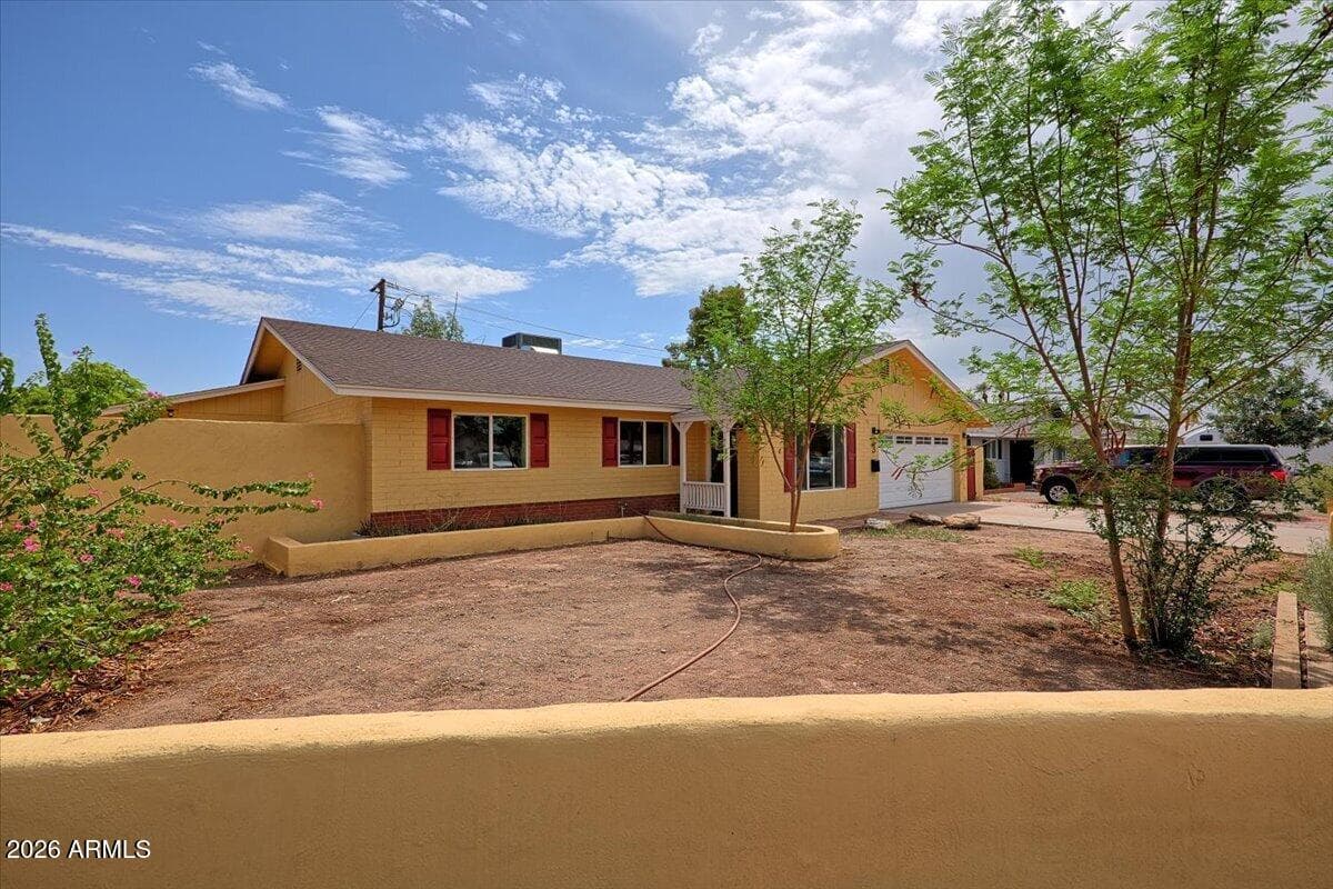 3 W DEL RIO Drive, Tempe, AZ 85282 — photo 2 of 42
