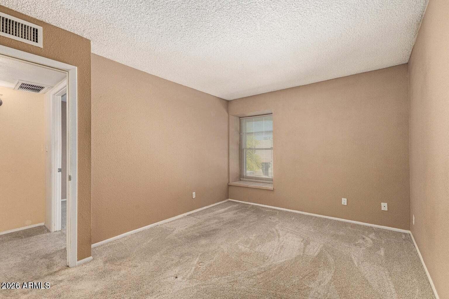 8417 N 34TH Avenue, Phoenix, AZ 85051 — photo 6 of 7