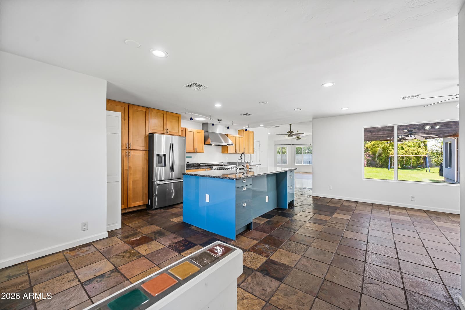 701 E MCLELLAN Boulevard, Phoenix, AZ 85014 — photo 11 of 80
