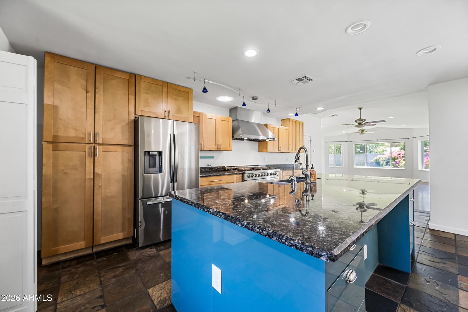 701 E MCLELLAN Boulevard, Phoenix, AZ 85014 — photo 17 of 80