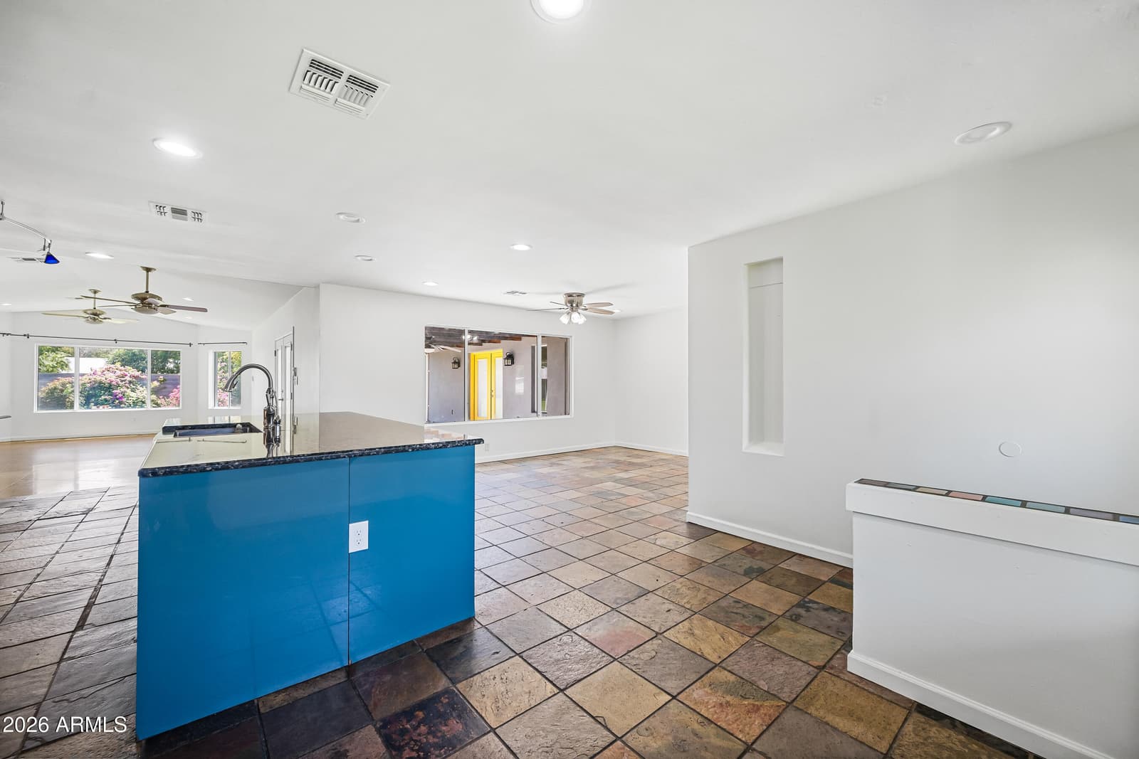 701 E MCLELLAN Boulevard, Phoenix, AZ 85014 — photo 23 of 80
