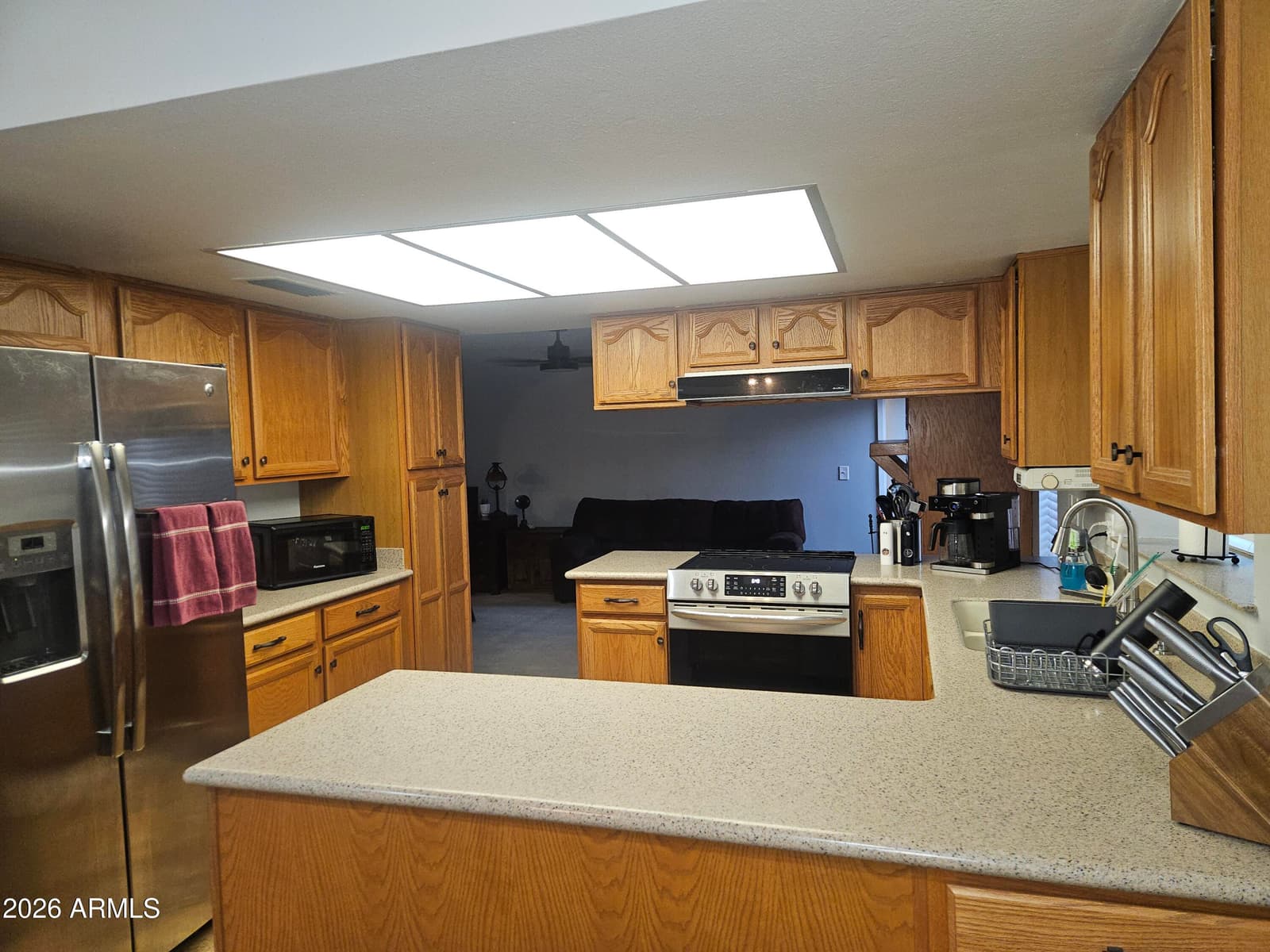 7114 W SUNNYSLOPE Lane, Peoria, AZ 85345 — photo 8 of 25