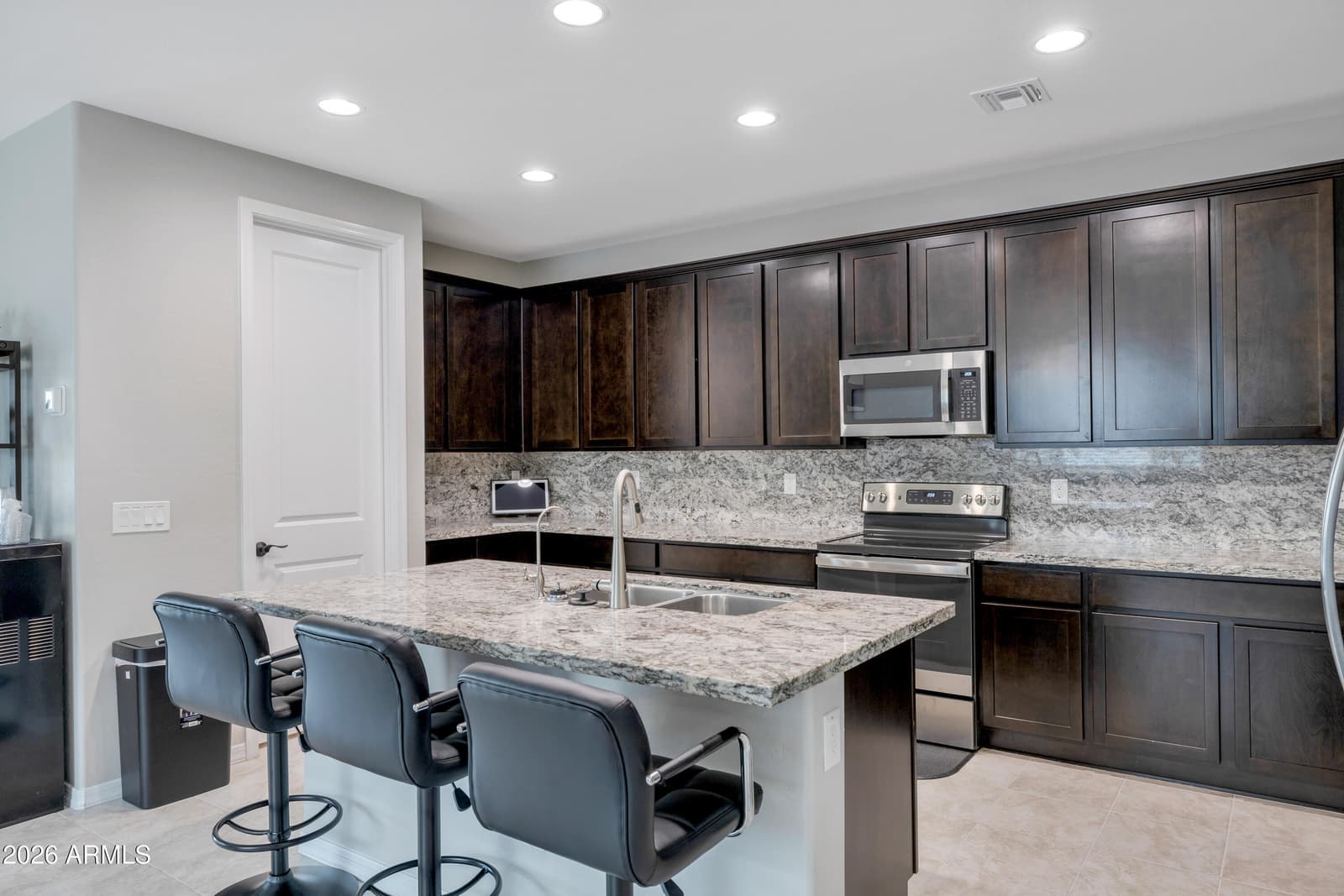 3735 S 179TH Drive, Goodyear, AZ 85338 — photo 10 of 36