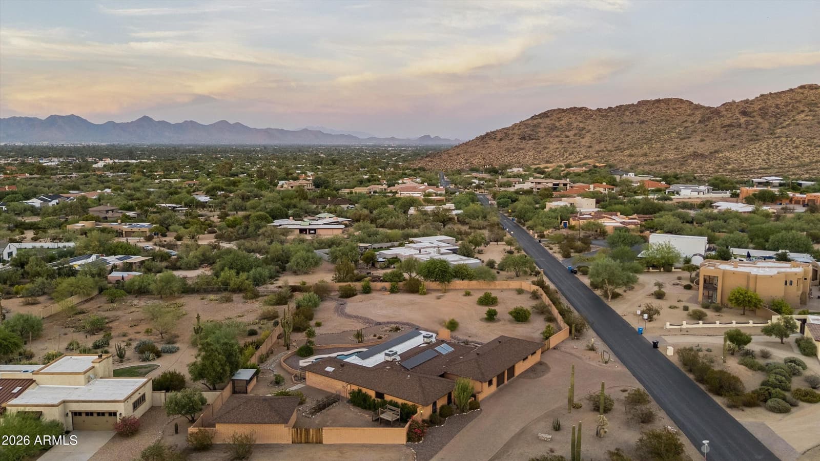 9607 N 40TH Street, Phoenix, AZ 85028 — photo 17 of 94
