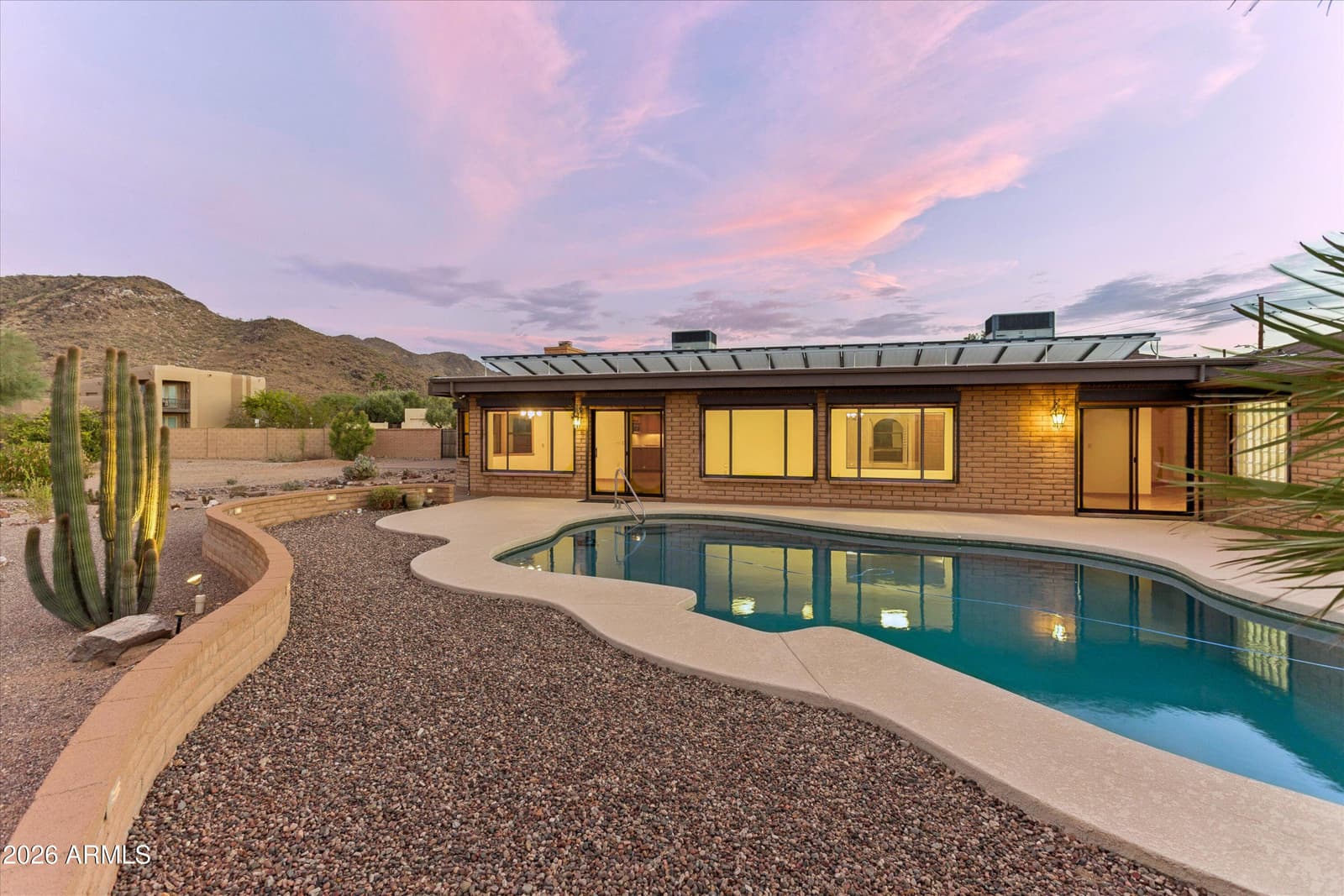 9607 N 40TH Street, Phoenix, AZ 85028 — photo 20 of 94