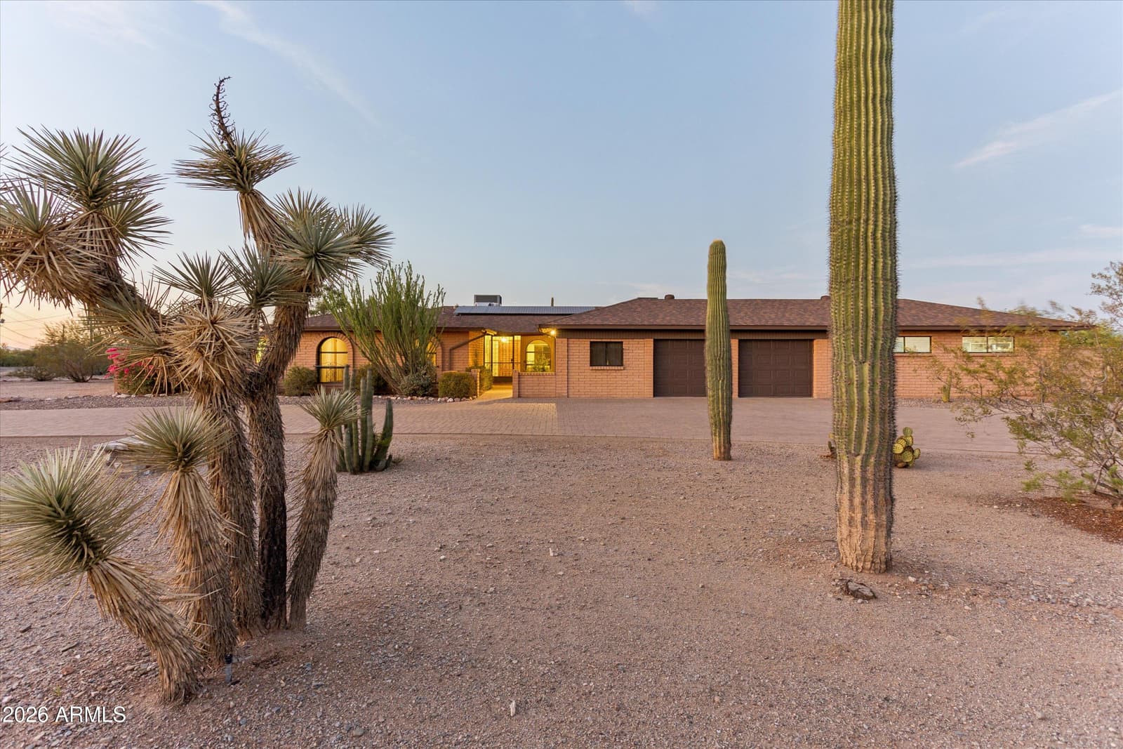 9607 N 40TH Street, Phoenix, AZ 85028 — photo 12 of 94