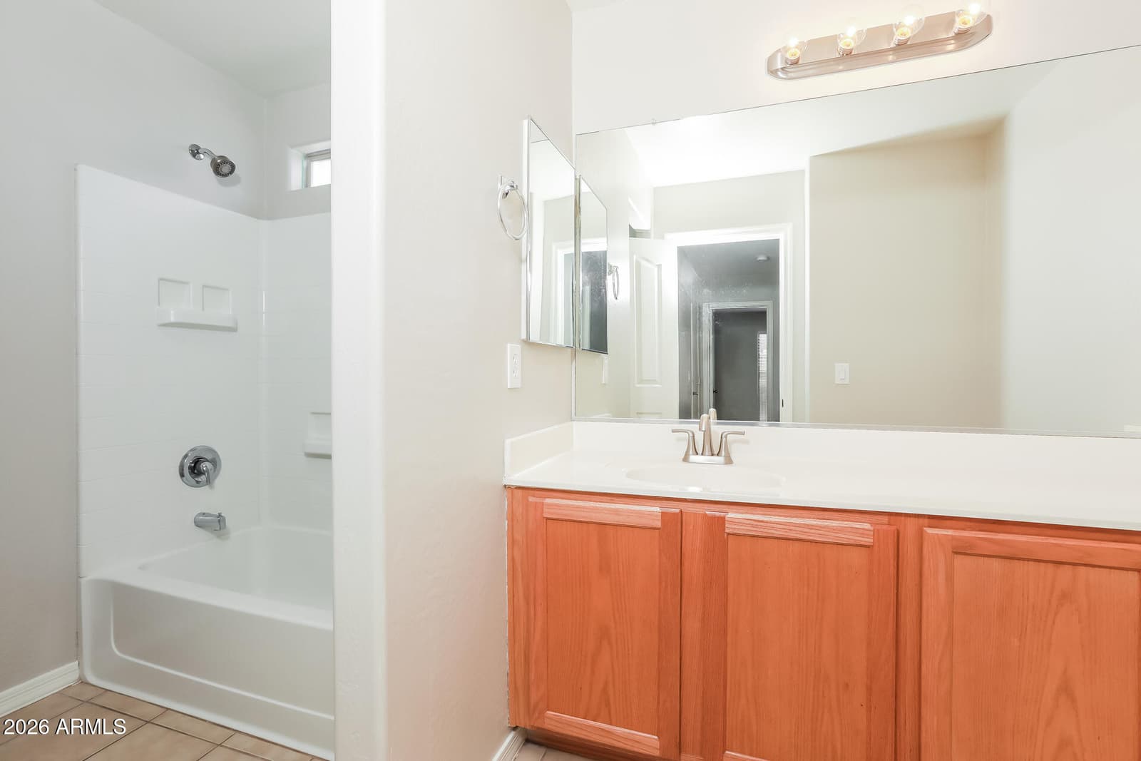 1069 W DESERT HILLS Drive, San Tan Valley, AZ 85143 — photo 19 of 21