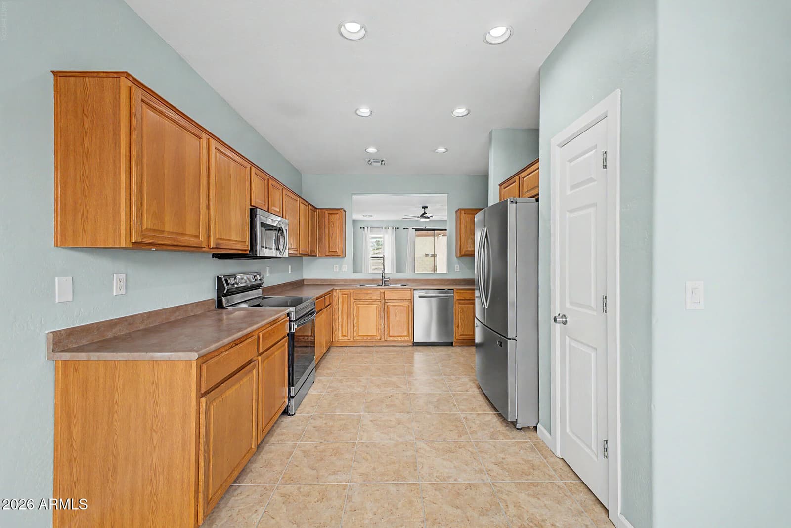 11780 W HOPI Street, Avondale, AZ 85323 — photo 10 of 48