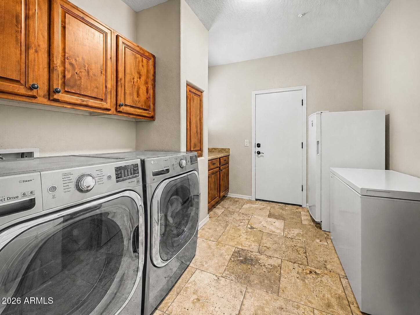13050 W Chucks Avenue, Peoria, AZ 85383 — photo 43 of 71