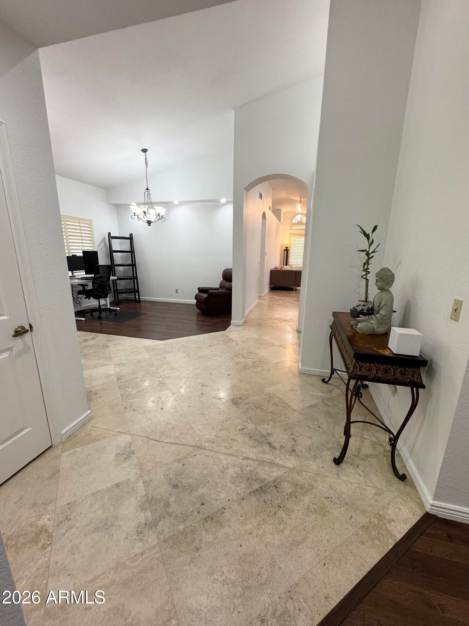 1502 W ANTIQUA Drive, Gilbert, AZ 85233 — photo 11 of 33