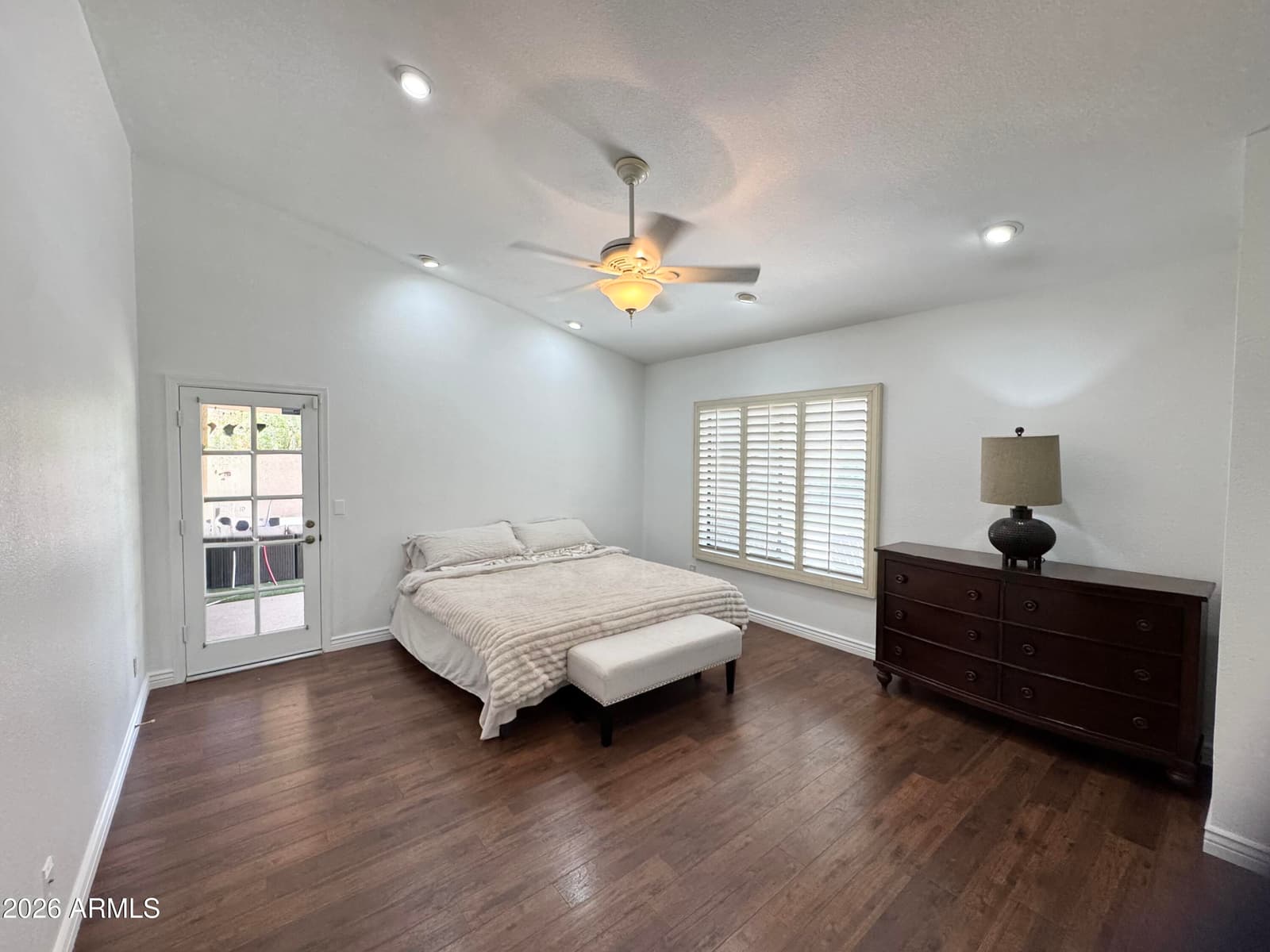 1502 W ANTIQUA Drive, Gilbert, AZ 85233 — photo 15 of 33
