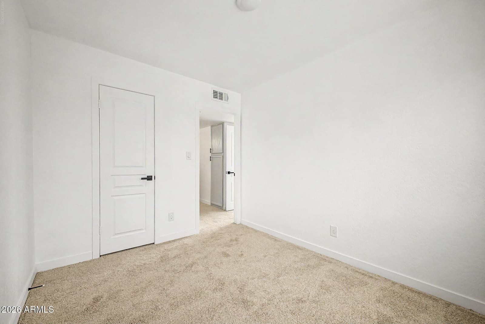 4634 E SOUTHGATE Avenue, Phoenix, AZ 85040 — photo 15 of 27