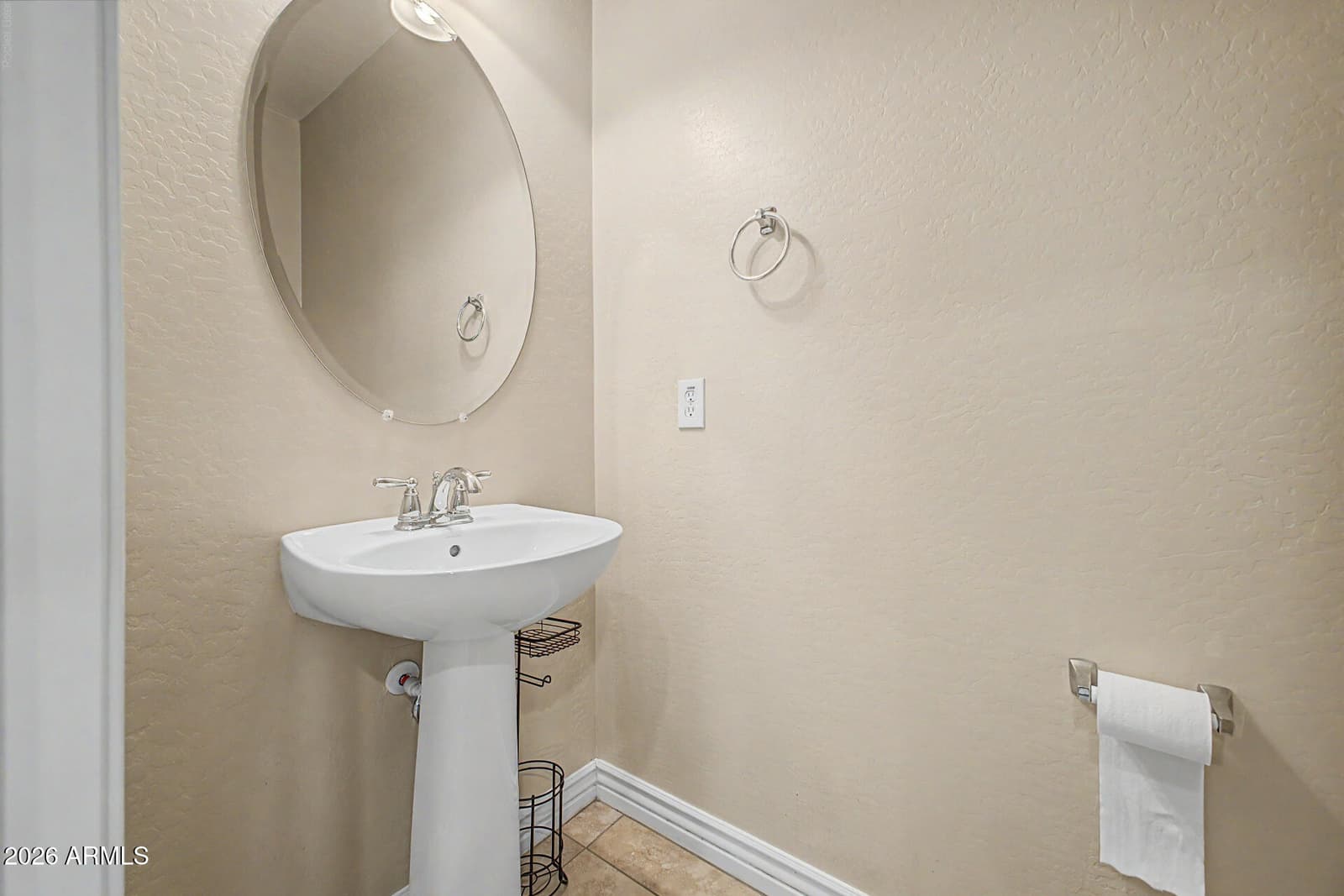 7829 W PIKE Place, Phoenix, AZ 85035 — photo 7 of 34
