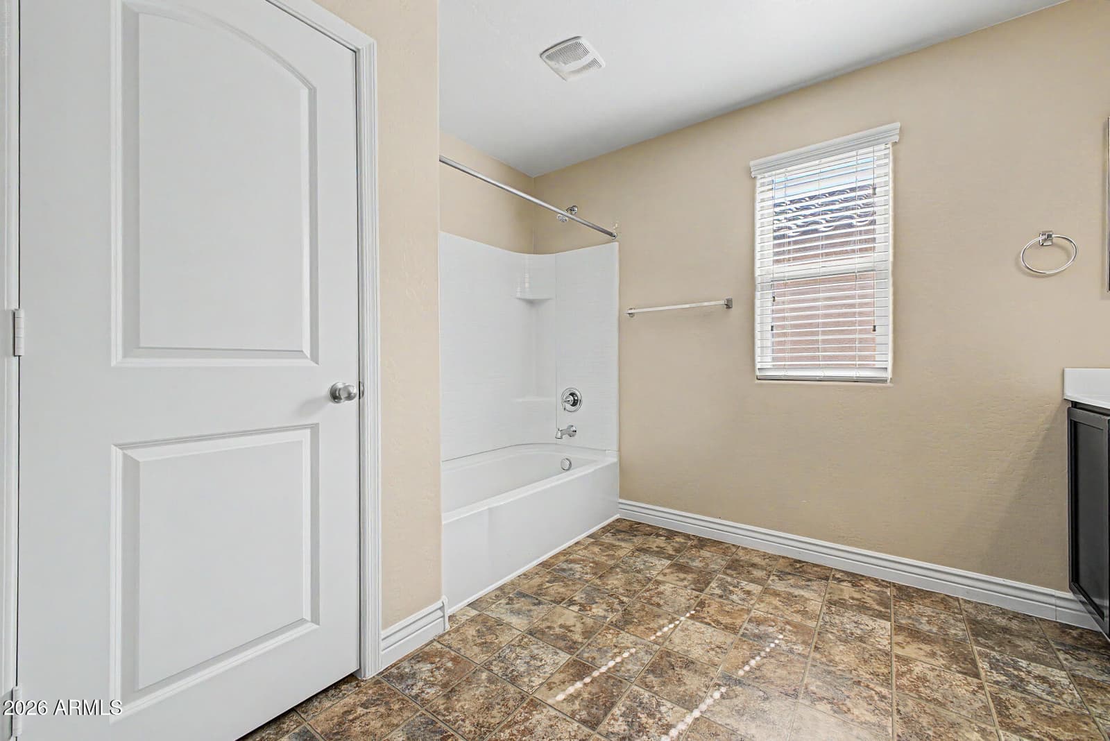 7829 W PIKE Place, Phoenix, AZ 85035 — photo 15 of 34