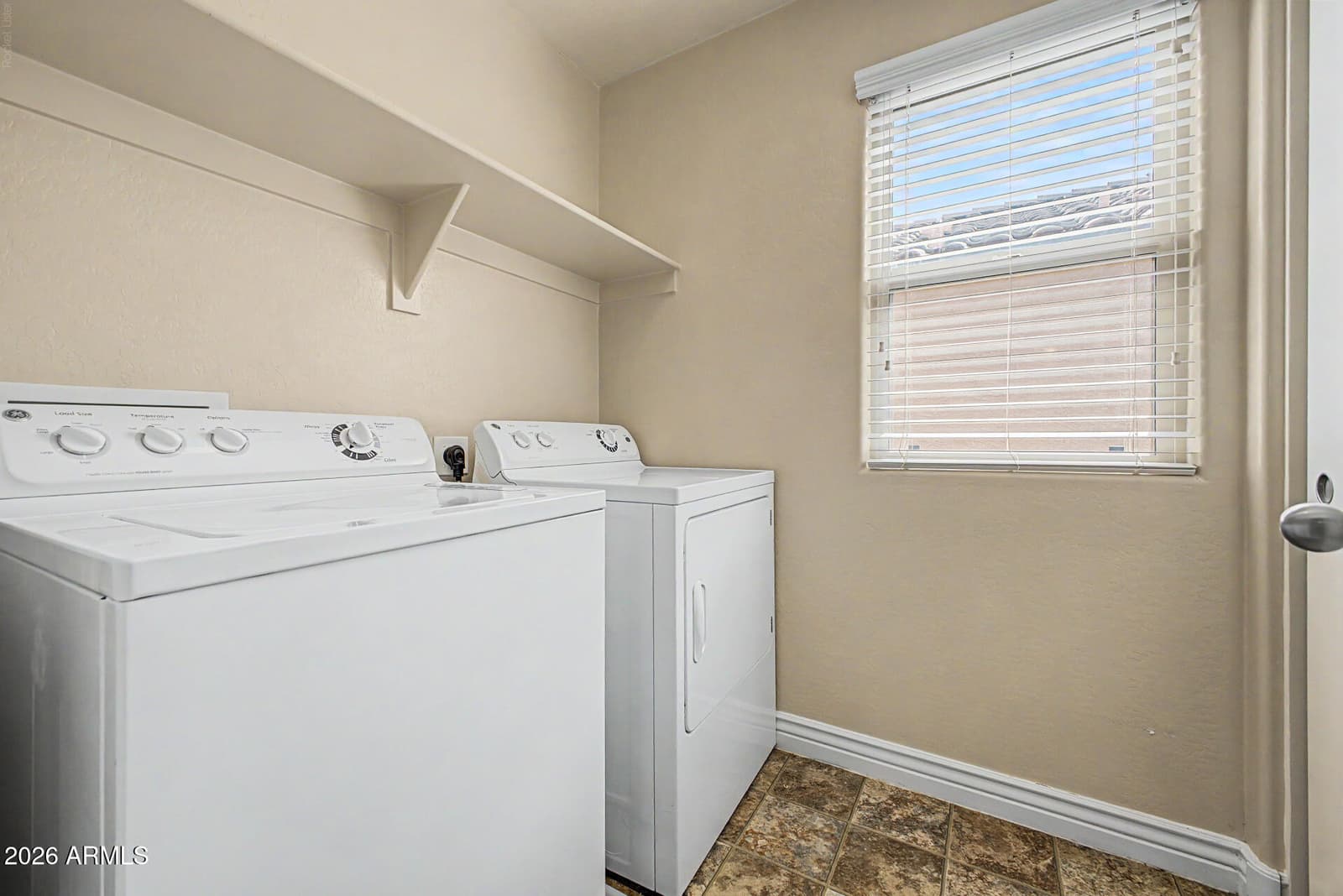 7829 W PIKE Place, Phoenix, AZ 85035 — photo 24 of 34