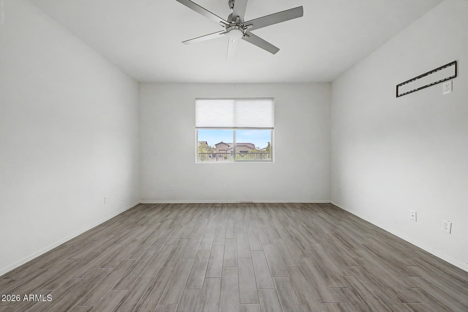 18465 W FOOTHILL Drive, Surprise, AZ 85387 — photo 21 of 40