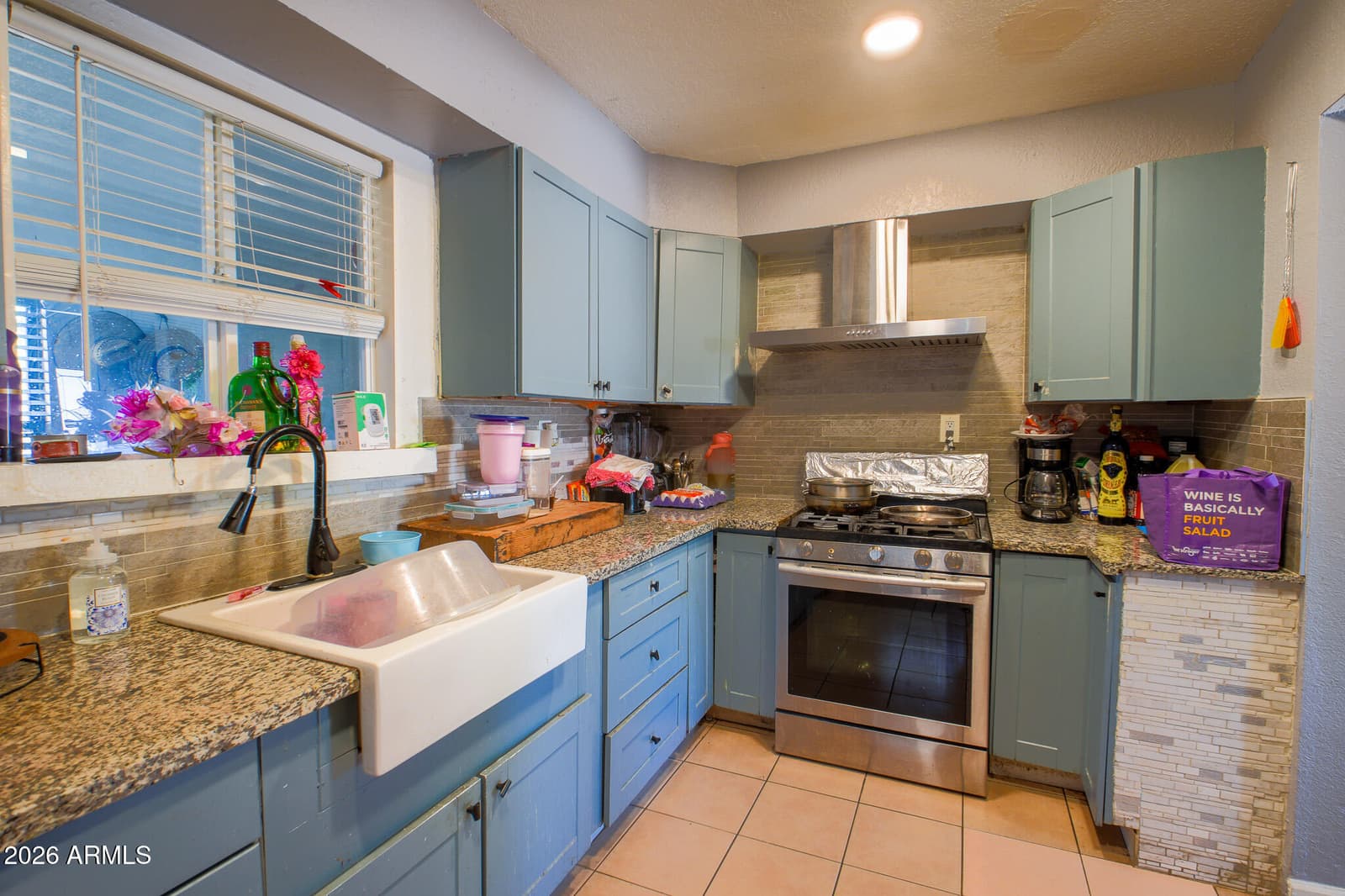 3741 W MORELAND Street, Phoenix, AZ 85009 — photo 5 of 19